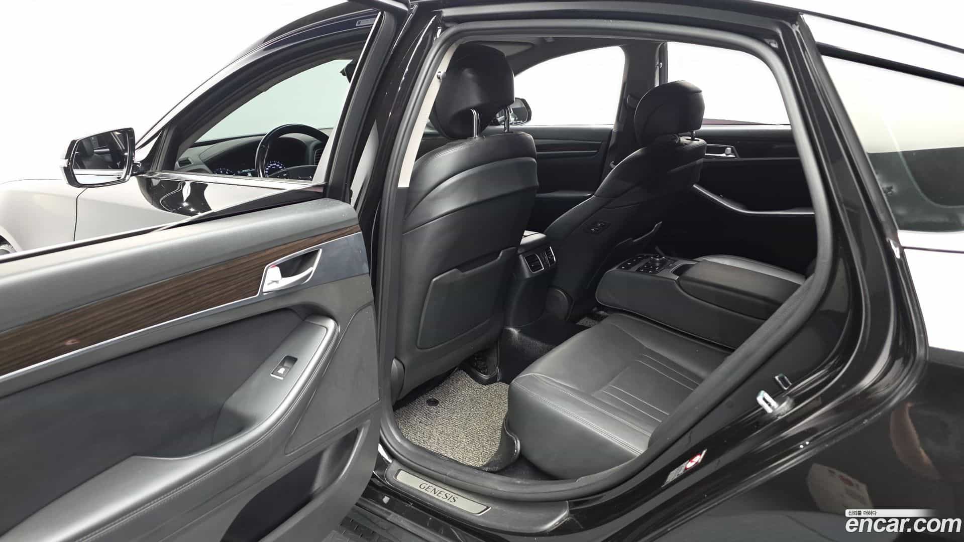 G80 Genesis 2017.8-OPTION-016