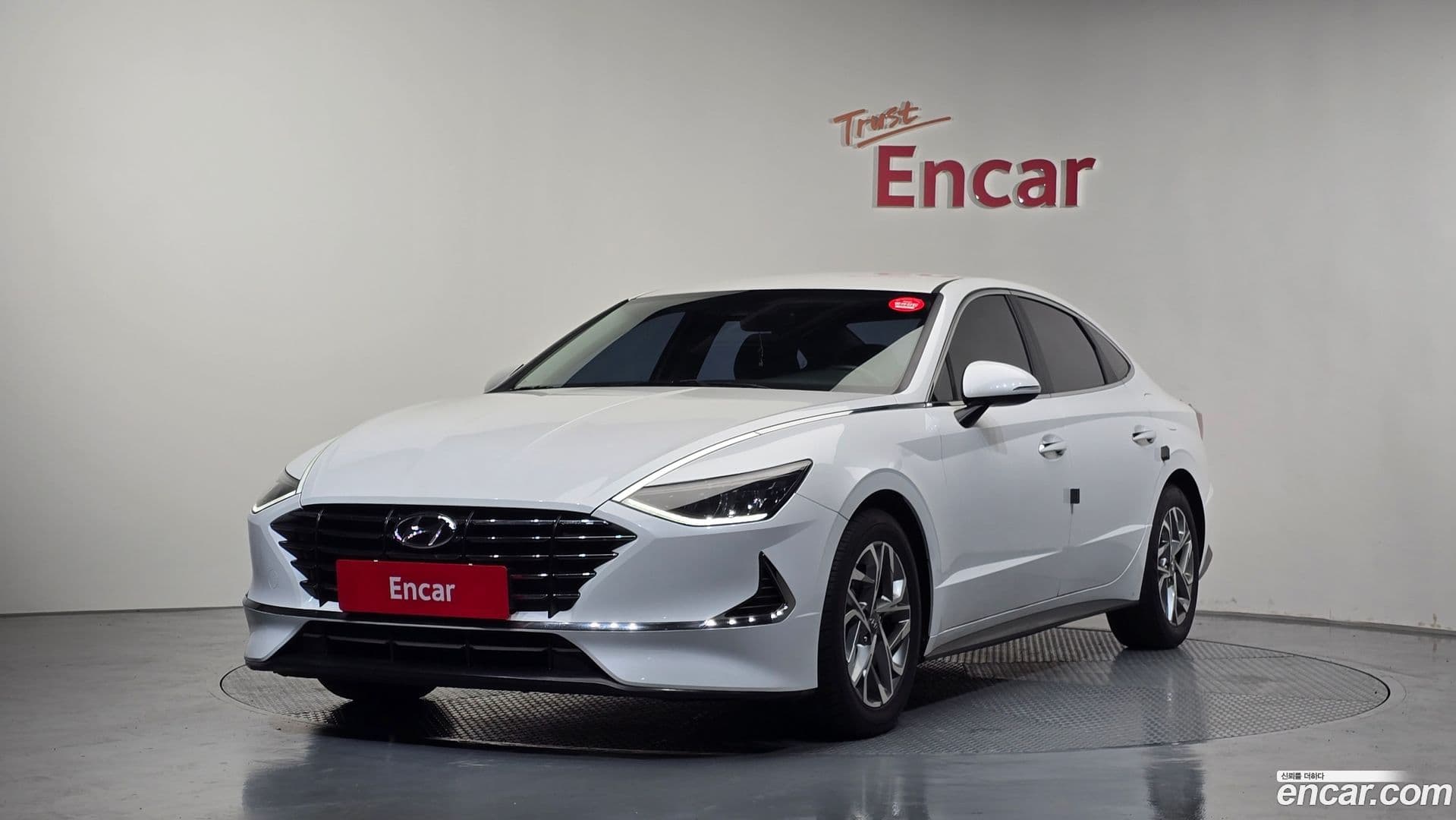 Main__Slider__Photo:Sonata Hyundai 2019.3-0