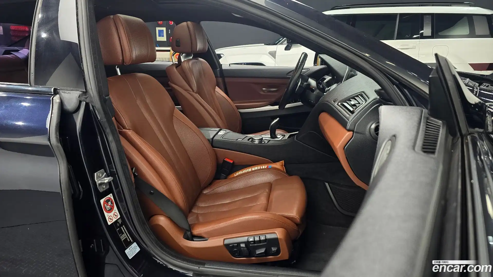 6-Series BMW 2015.11-INNER-010