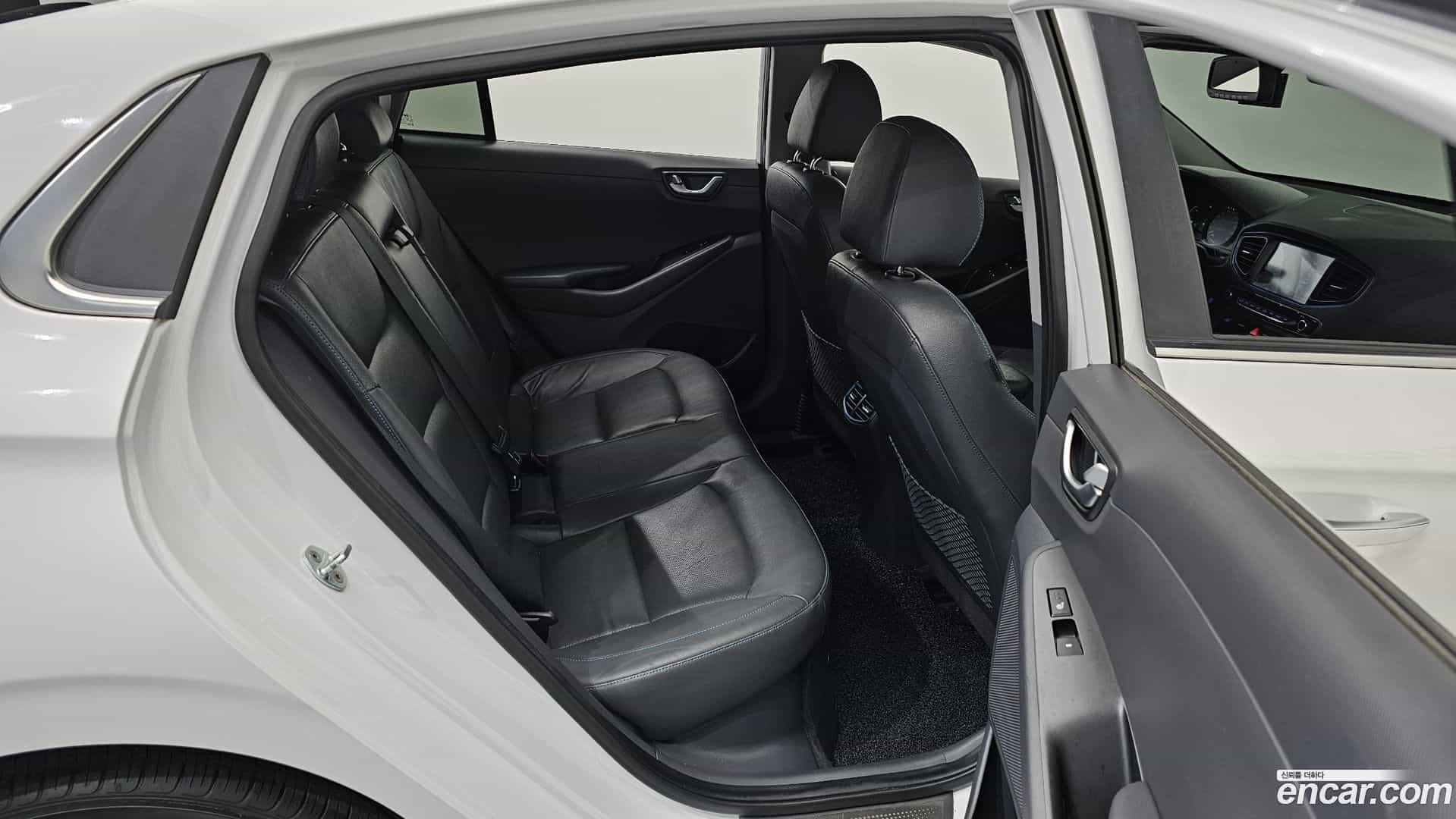 Ioniq Hyundai 2016.1-OPTION-015