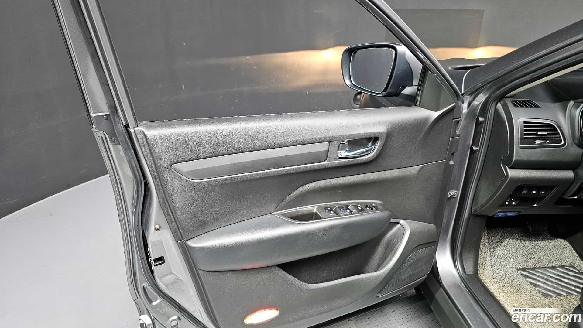 QM6 Renault Korea 2020.0-INNER-034