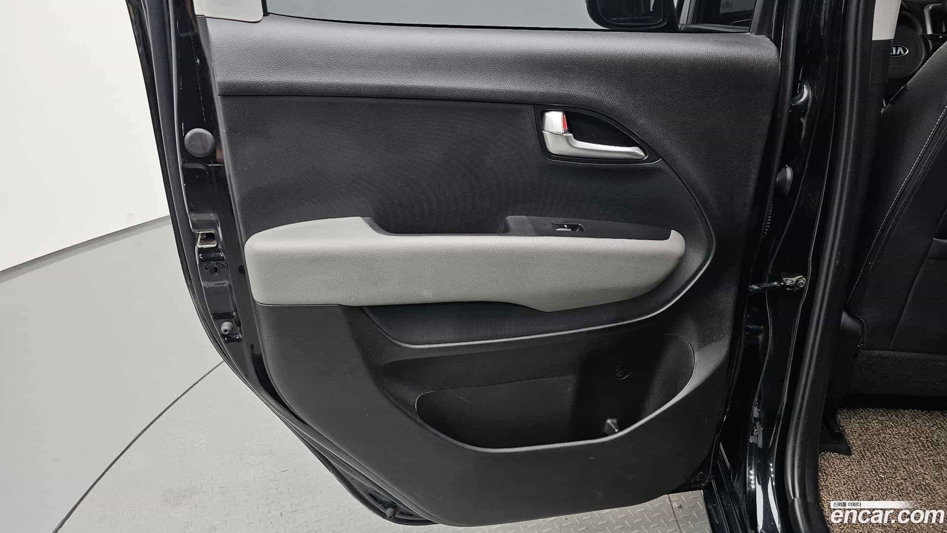 RAY Kia 2021.4-INNER-035