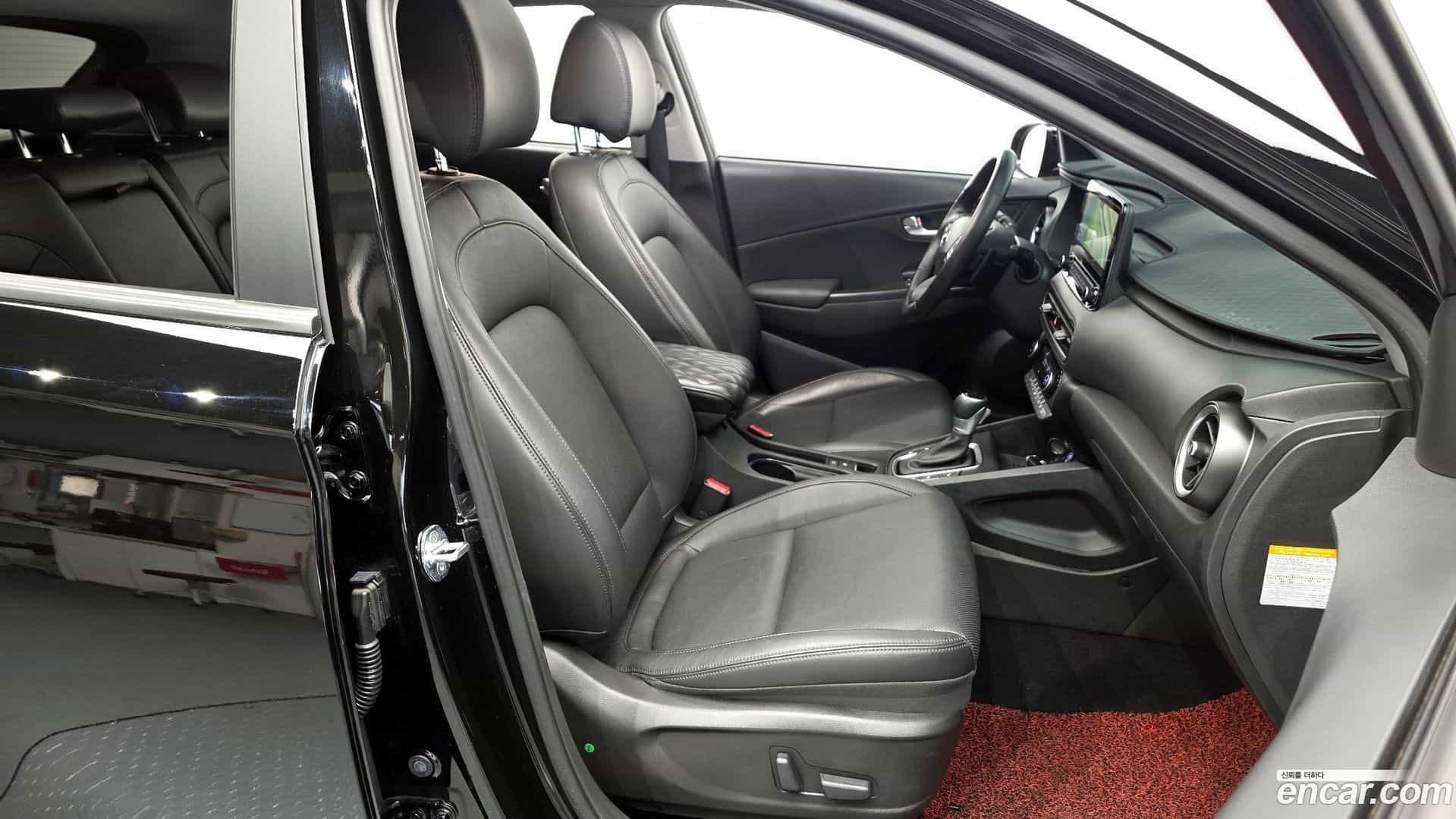 Kona Hyundai 2021.1-INNER-036