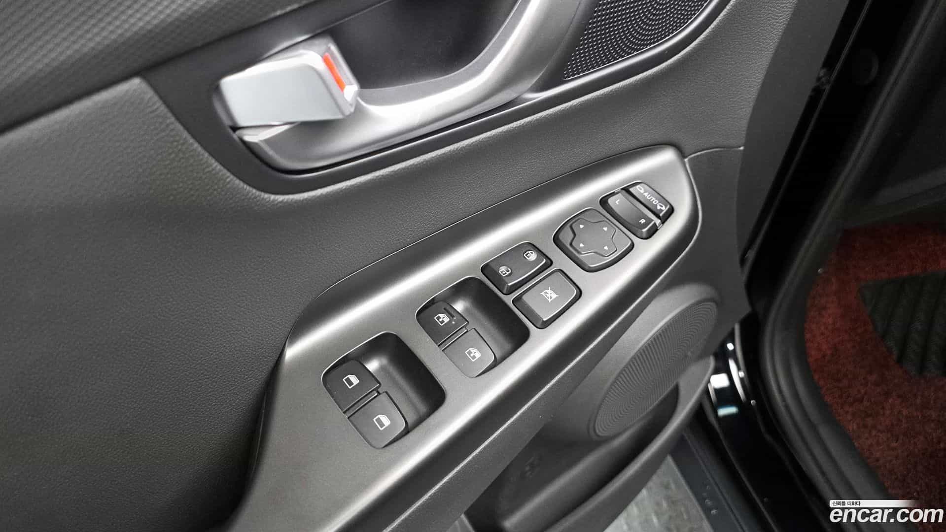 Kona Hyundai 2021.1-OPTION-042