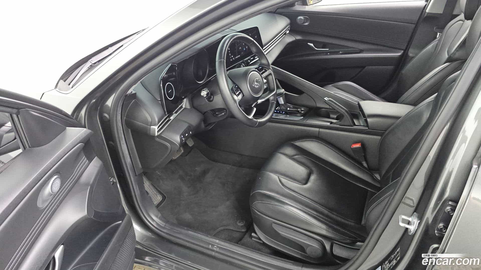 AVANTE Hyundai 2022.4-INNER-010