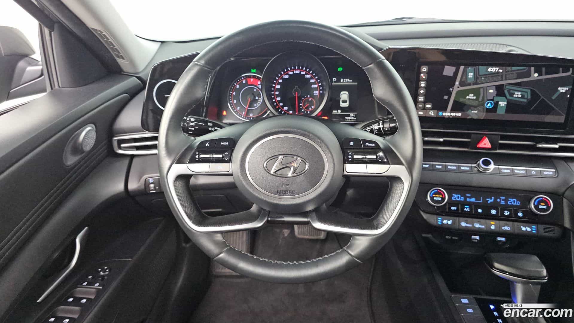 AVANTE Hyundai 2022.4-OPTION-017
