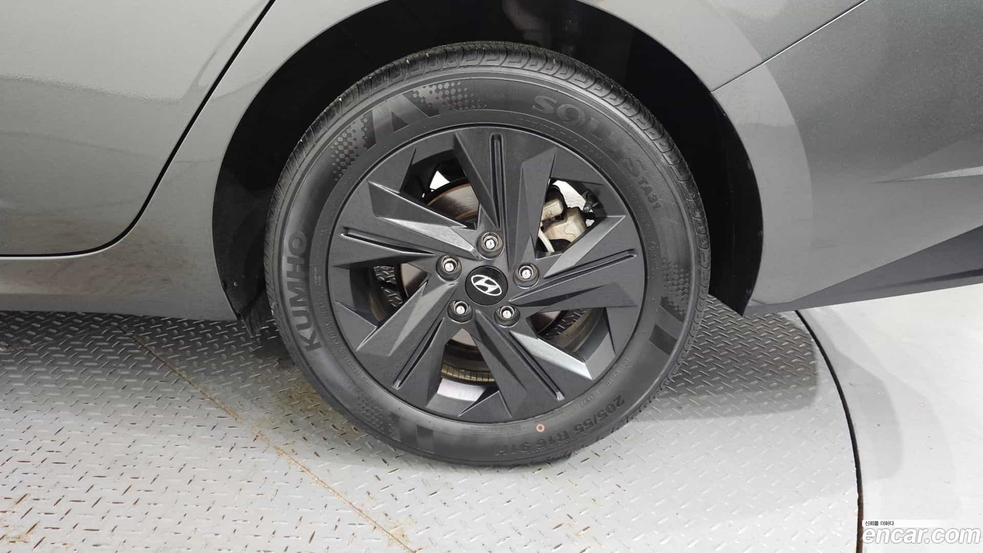 AVANTE Hyundai 2022.4-OUTER-031