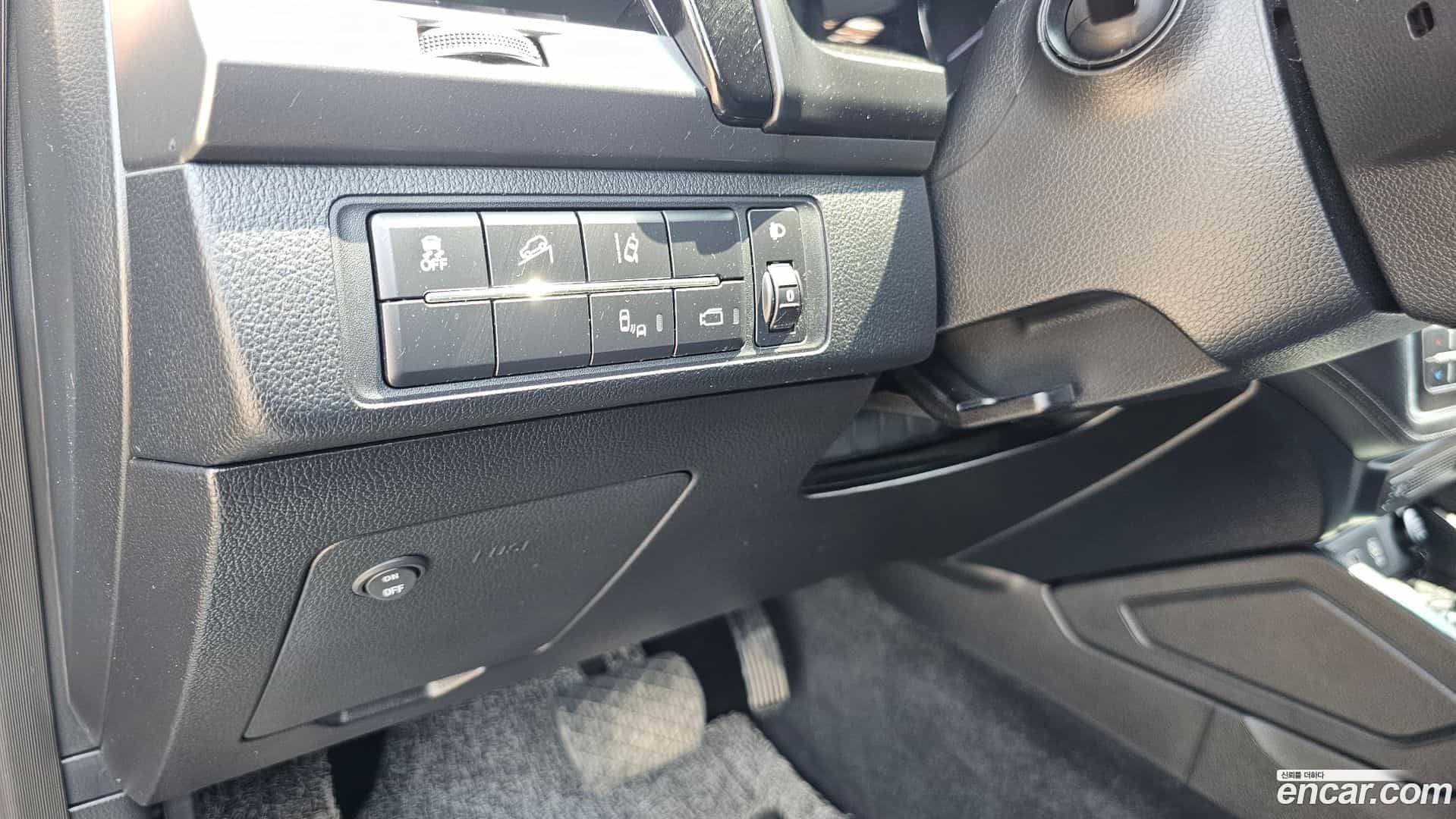 Rexton KG Mobility 2021.6-OPTION-023
