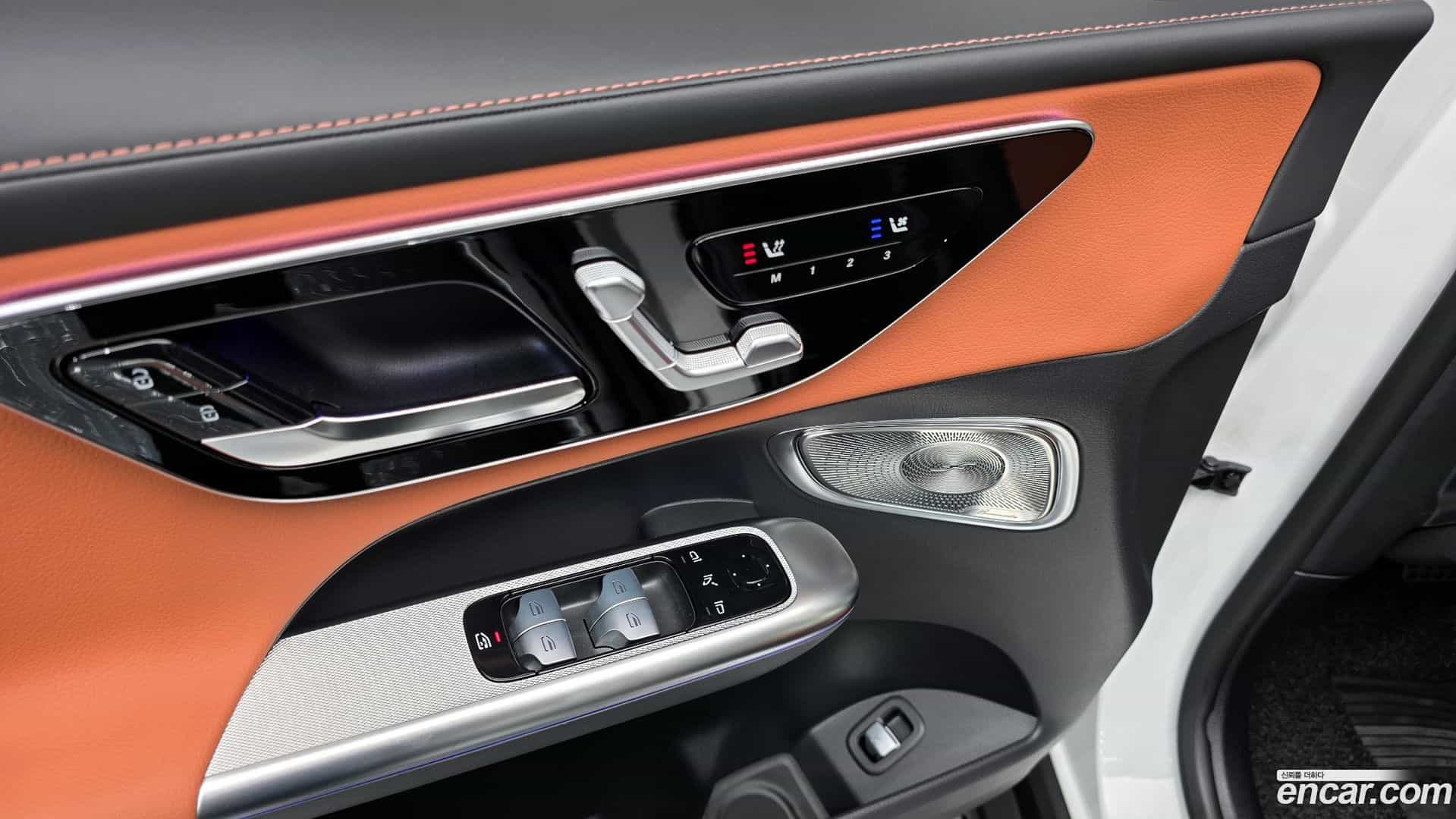 GLC-Class Mercedes-Benz 2025.2-OPTION-041