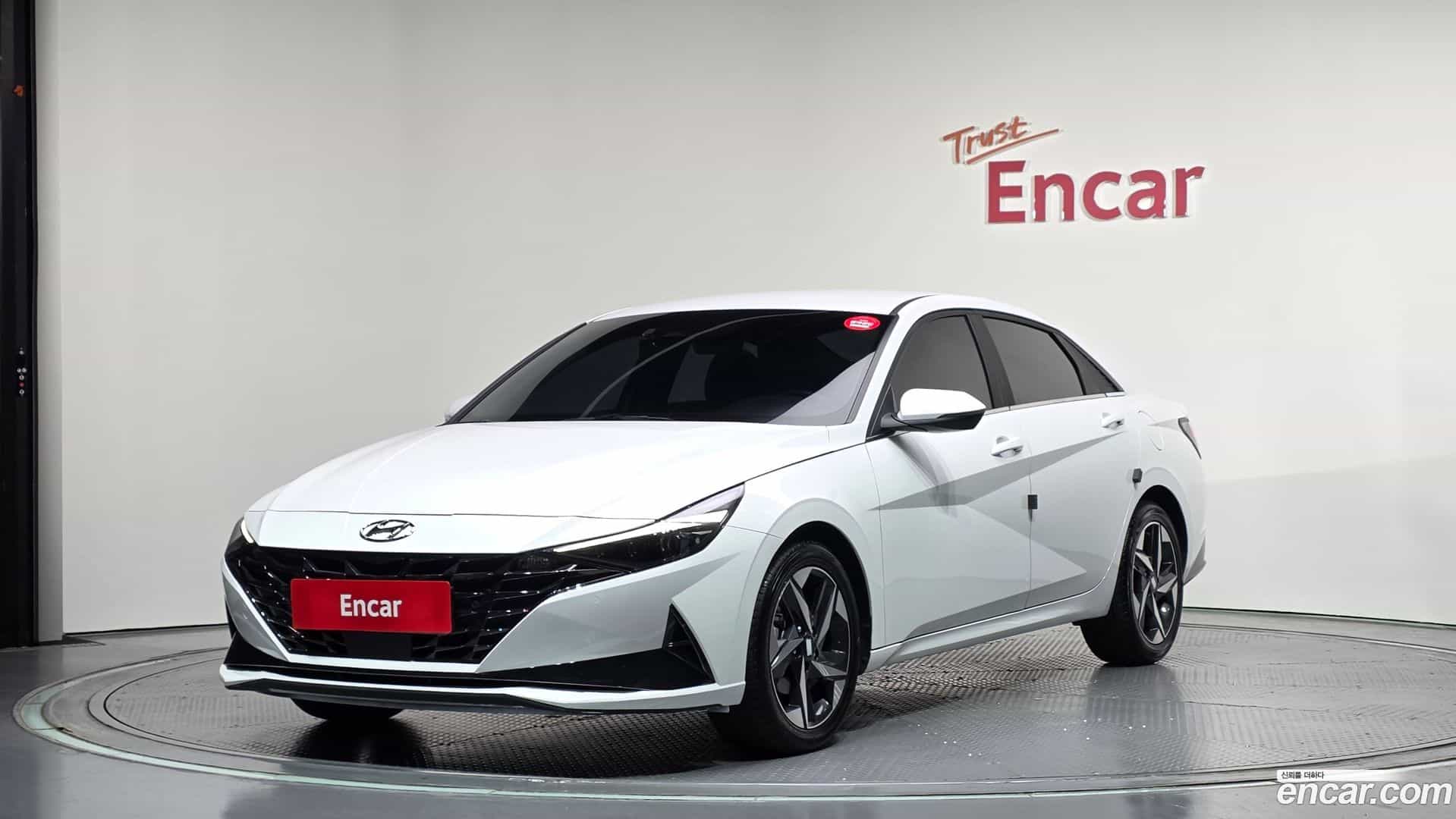AVANTE Hyundai 2023.0-OUTER-001