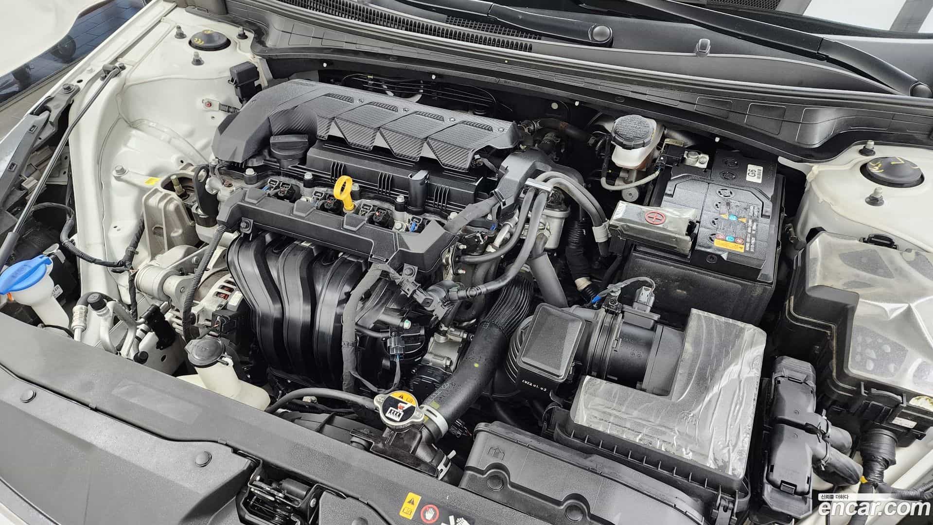 AVANTE Hyundai 2023.0-OUTER-006