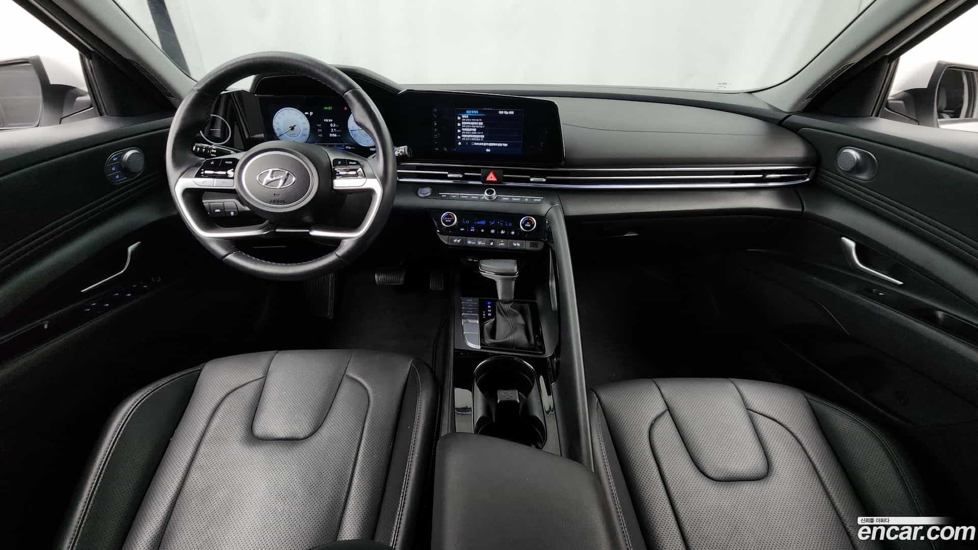 AVANTE Hyundai 2023.0-INNER-007