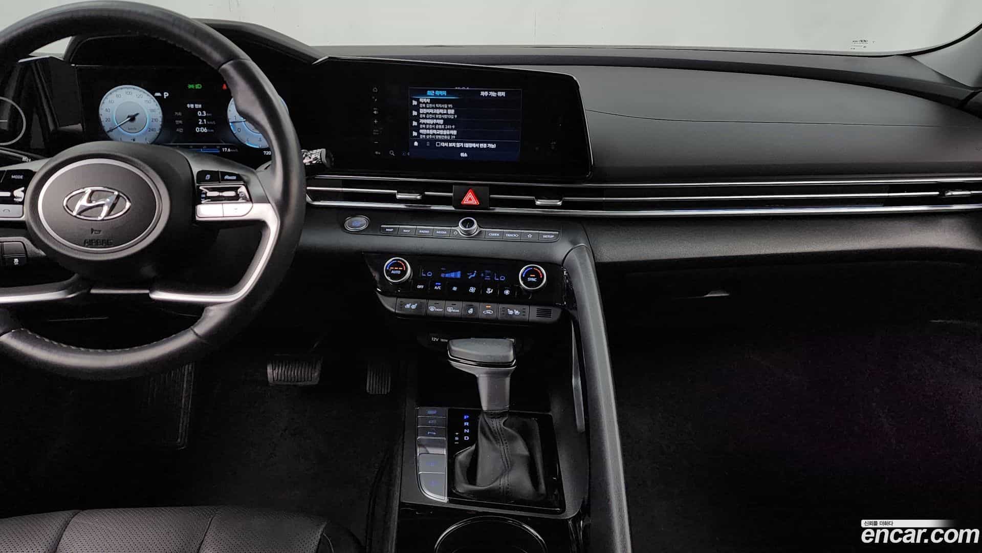AVANTE Hyundai 2023.0-OPTION-018