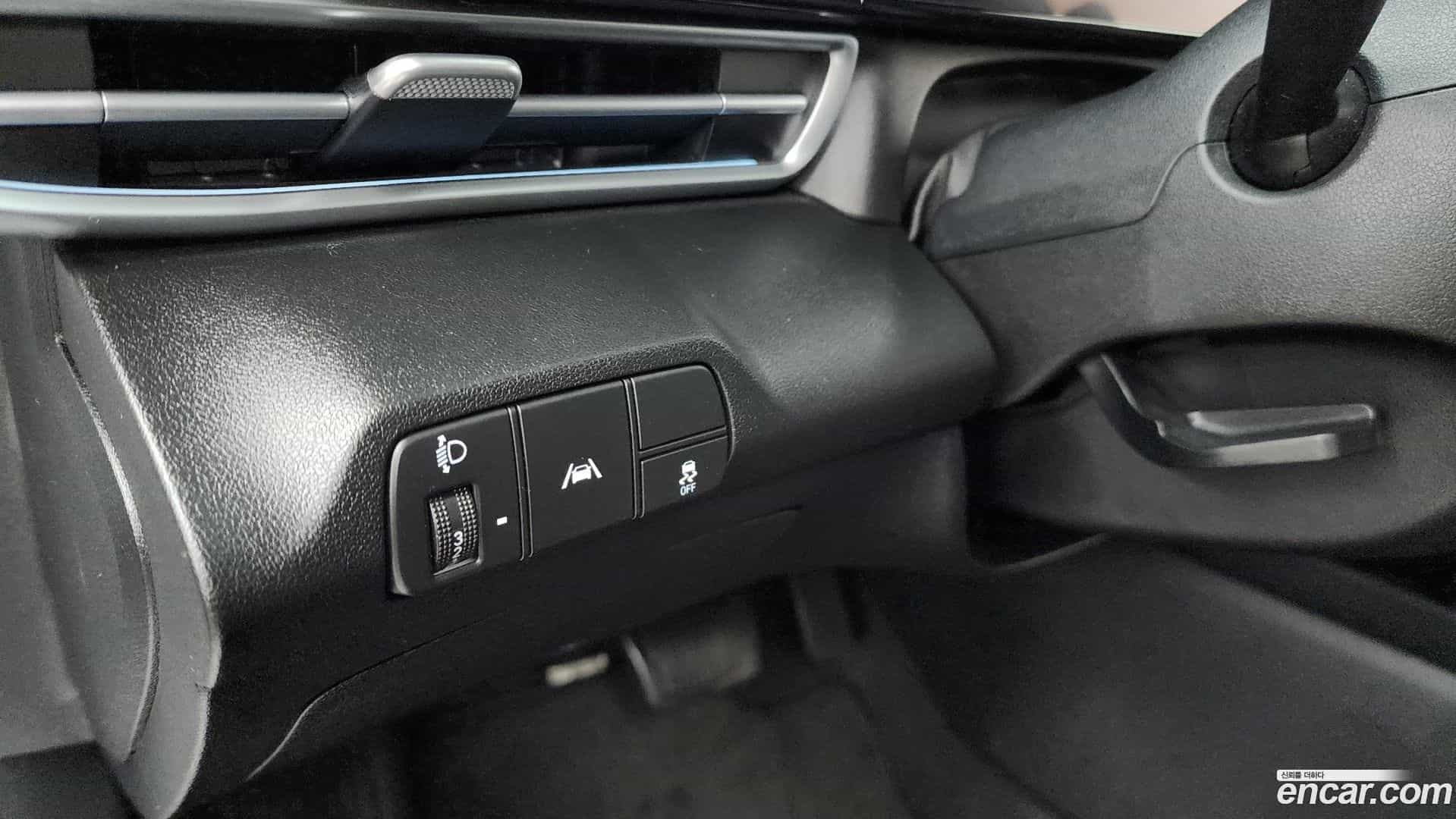 AVANTE Hyundai 2023.0-OPTION-020