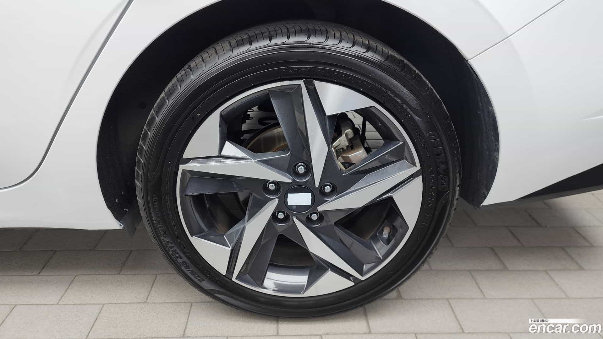 AVANTE Hyundai 2023.0-OUTER-031