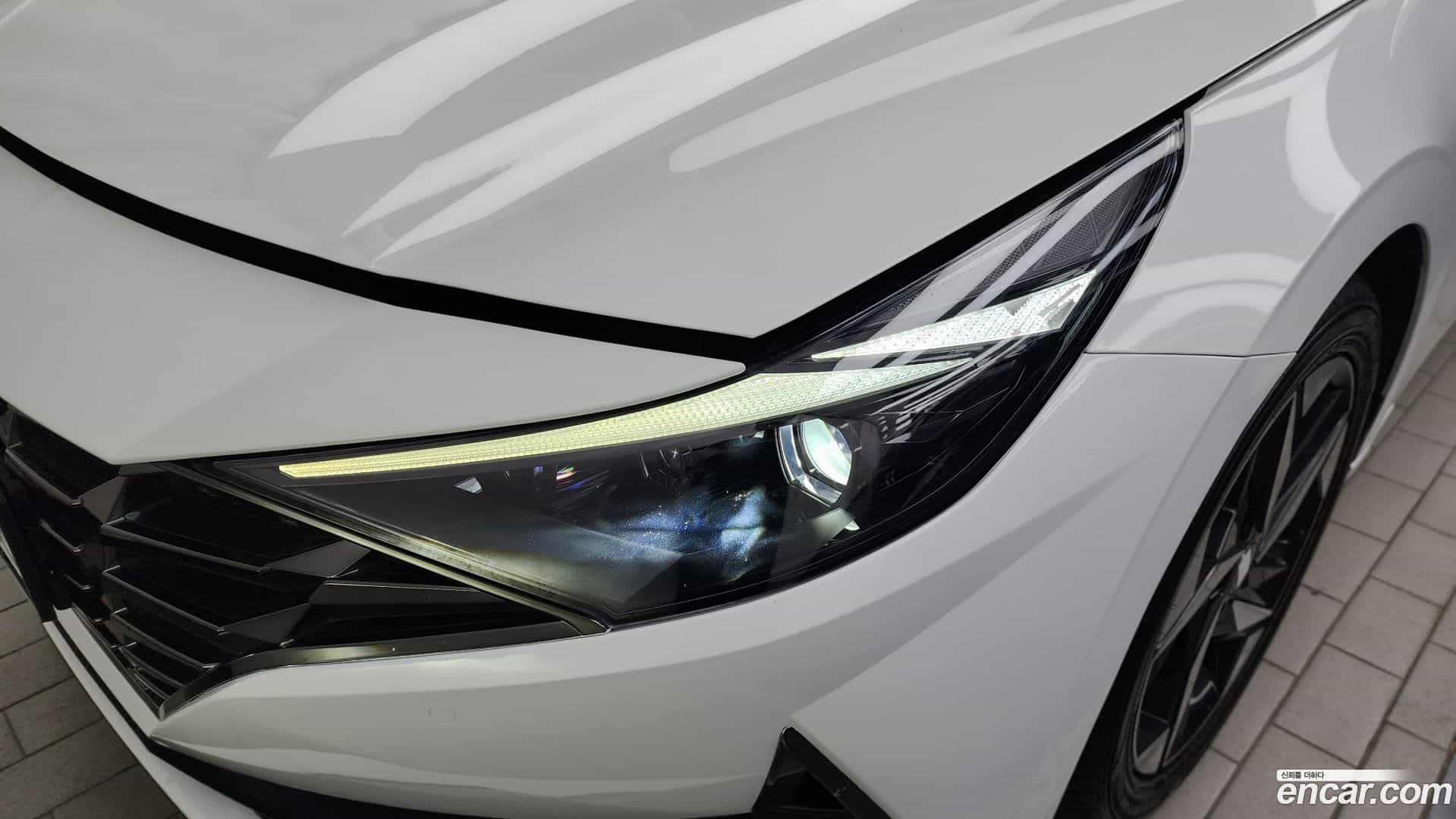 AVANTE Hyundai 2023.0-OUTER-032