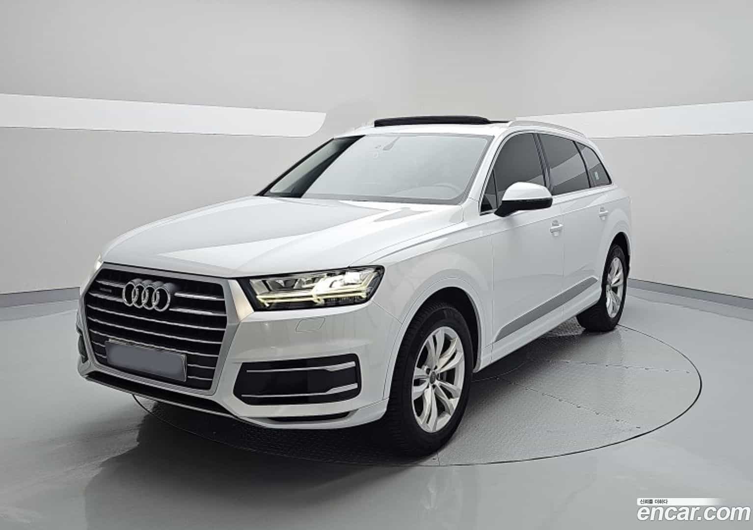 Q7 Audi 2019.10-OUTER-002
