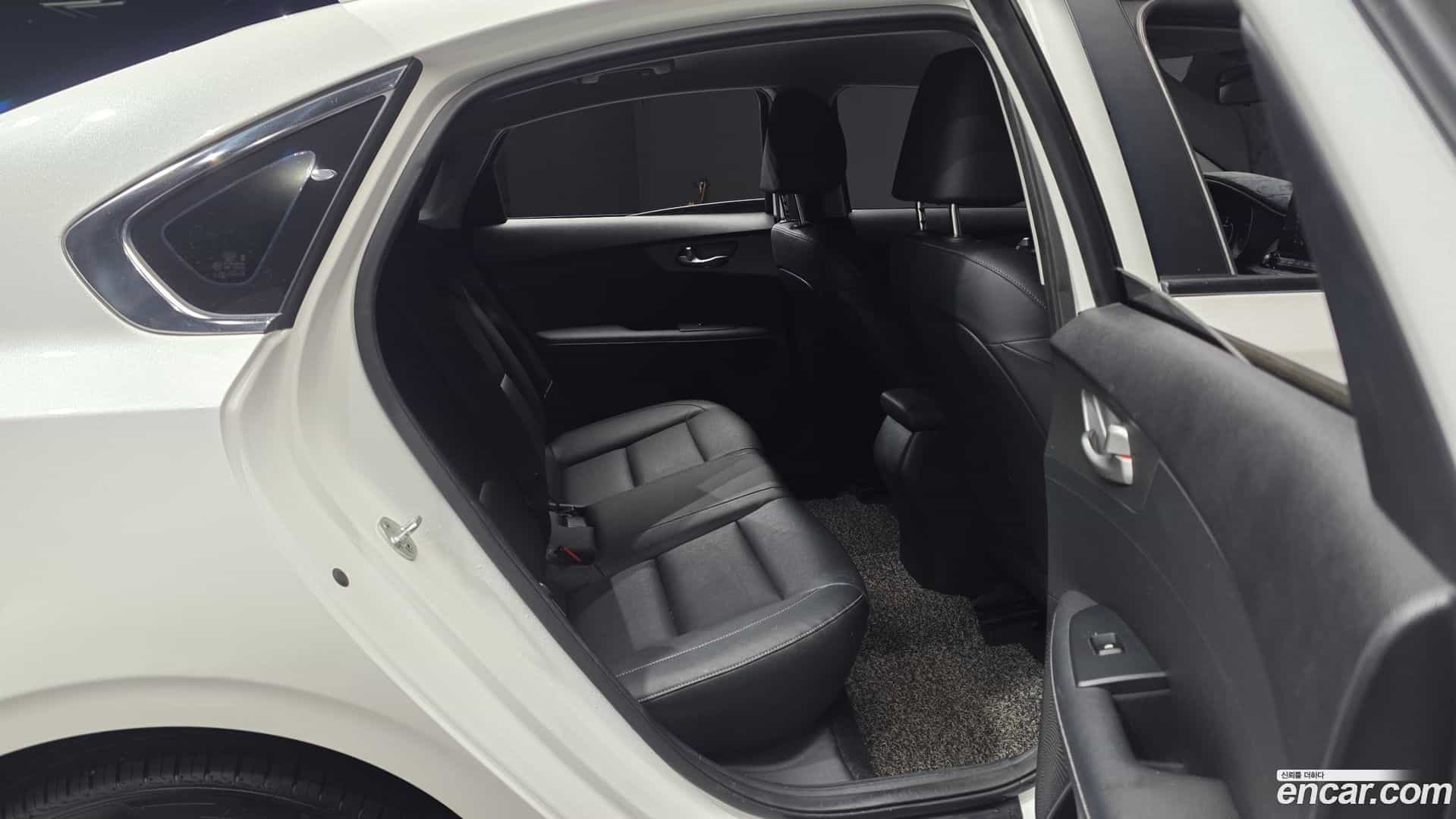 K3 Kia 2018.6-OPTION-016