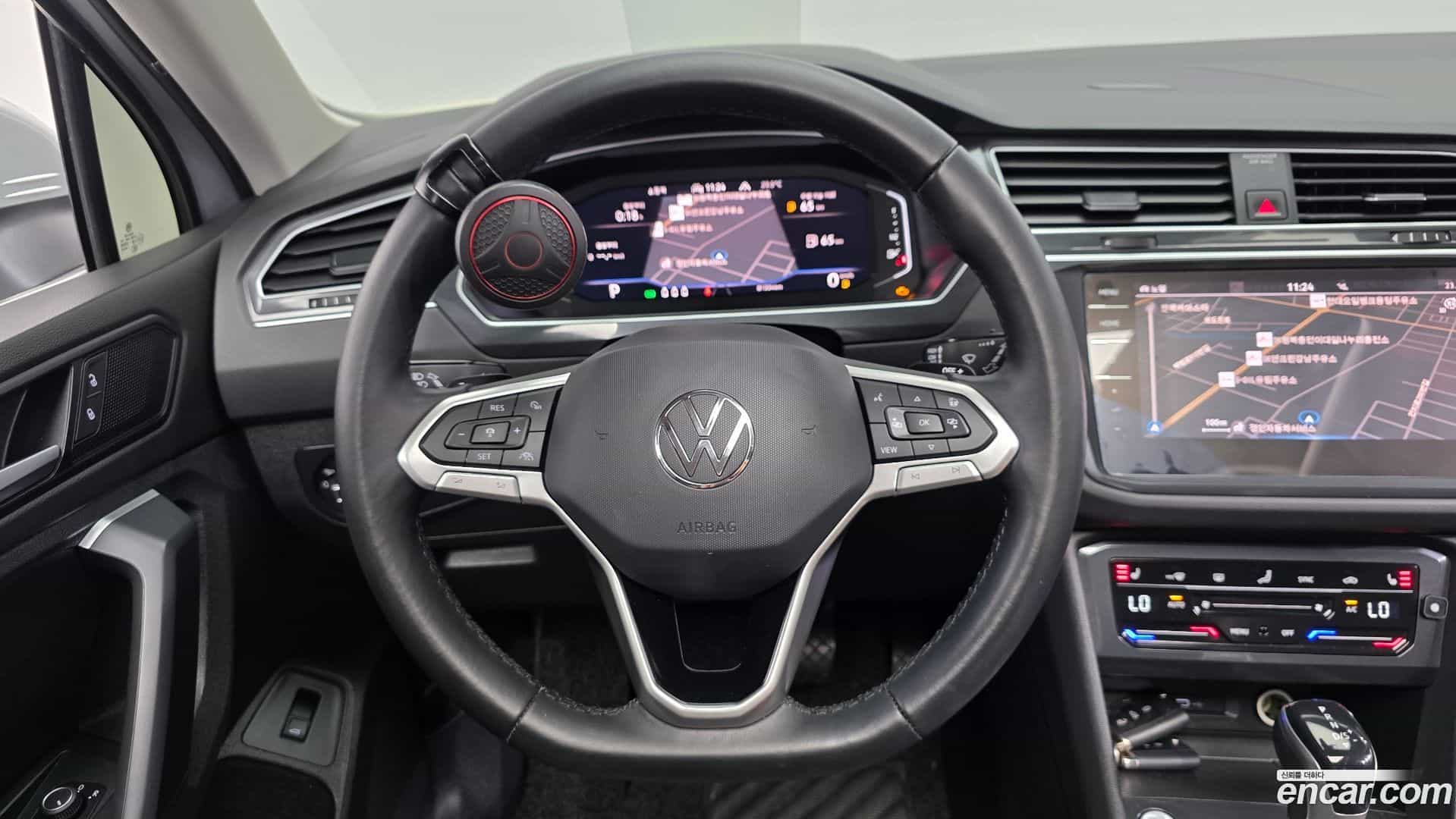 Tiguan Volkswagen 2021.7-OPTION-017