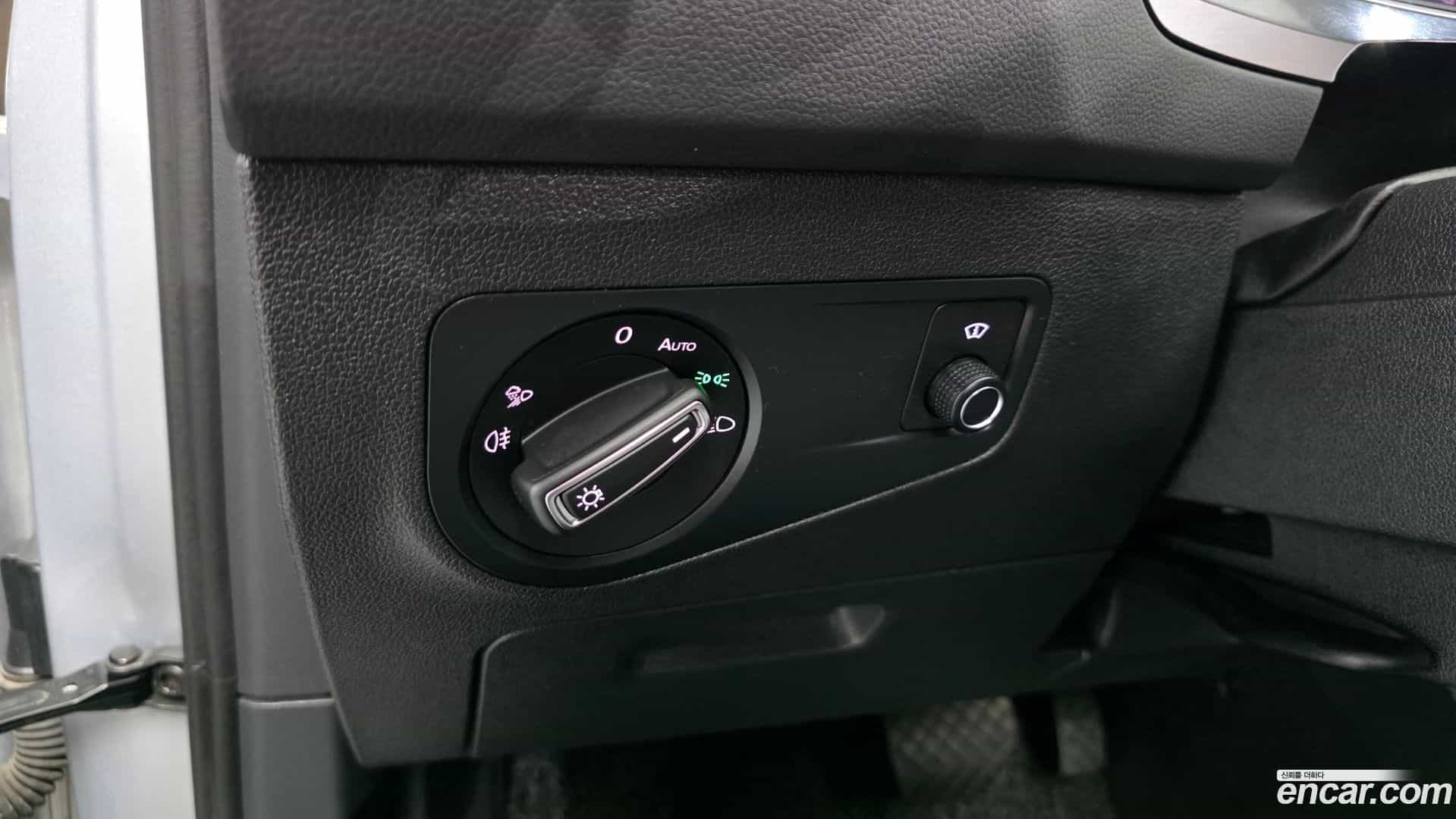 Tiguan Volkswagen 2021.7-OPTION-042