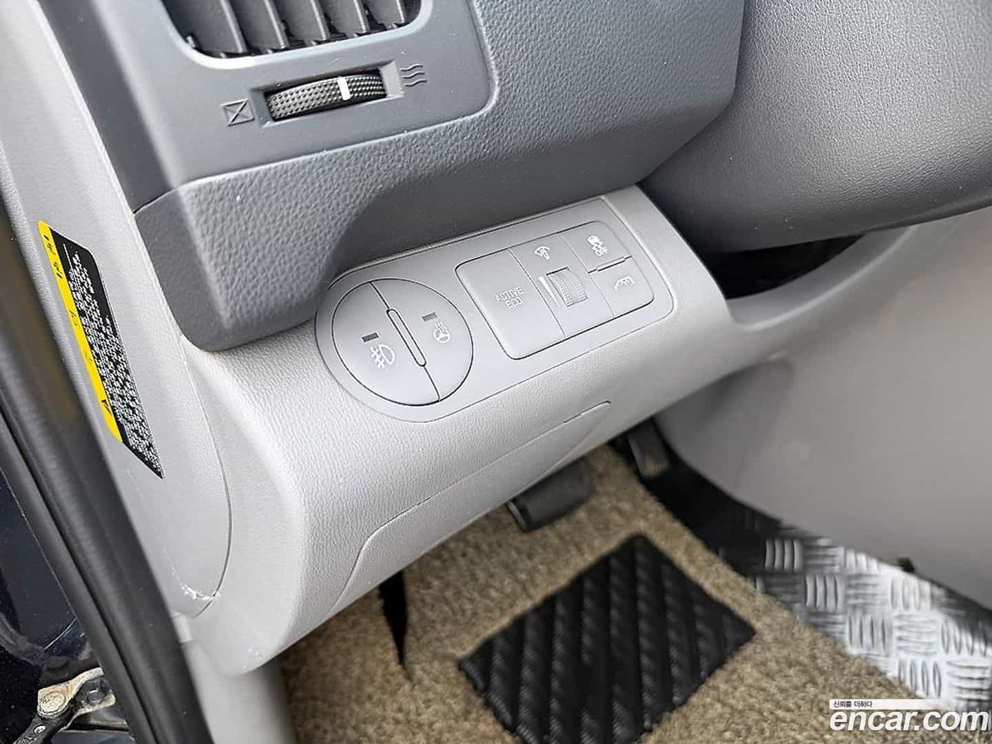Starex Hyundai 2020.2-OPTION-017