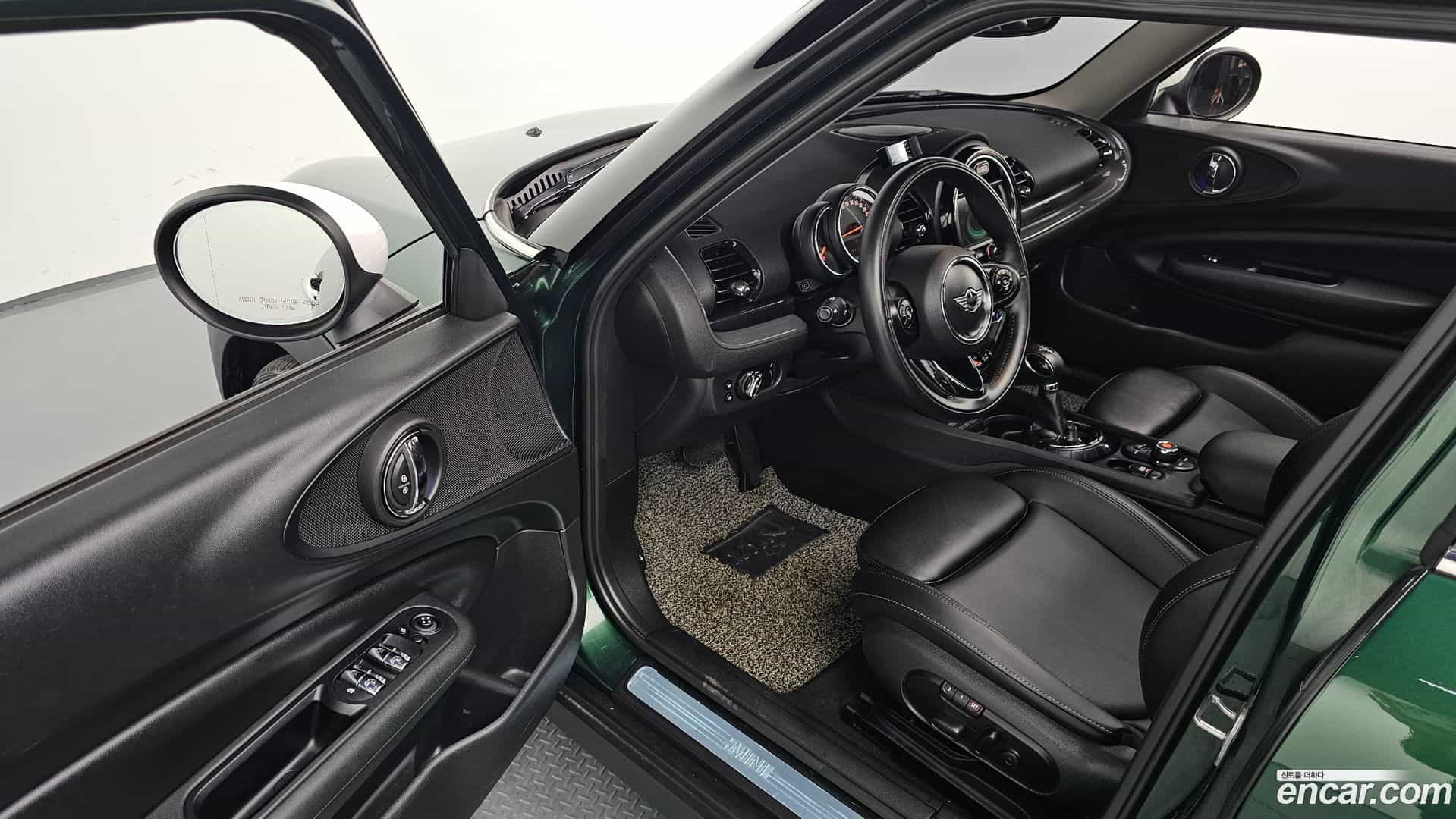 Clubman Mini 2017.10-INNER-010