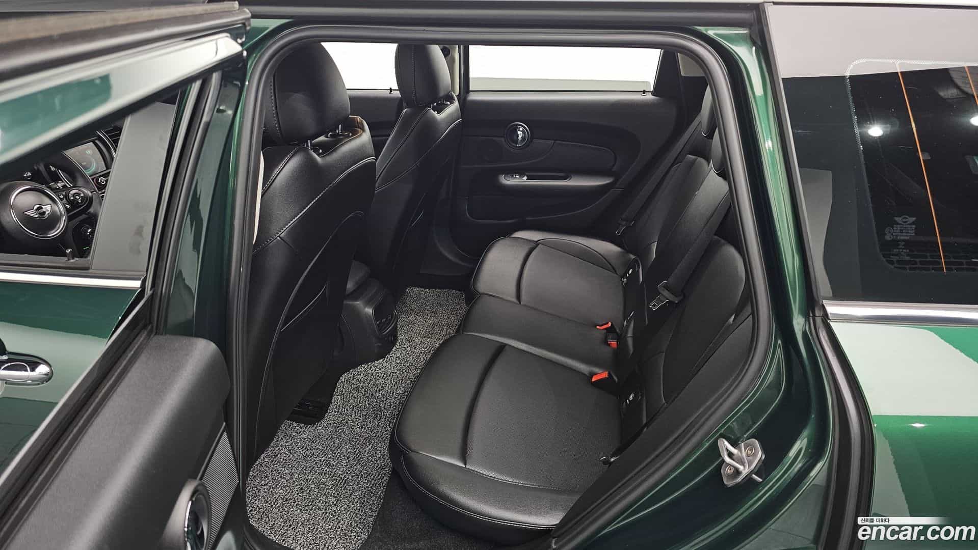 Clubman Mini 2017.10-INNER-036