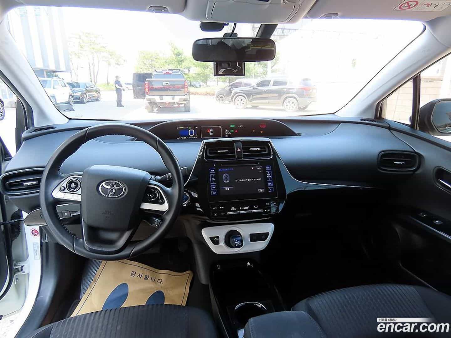 Prius Toyota 2018.6-INNER-007