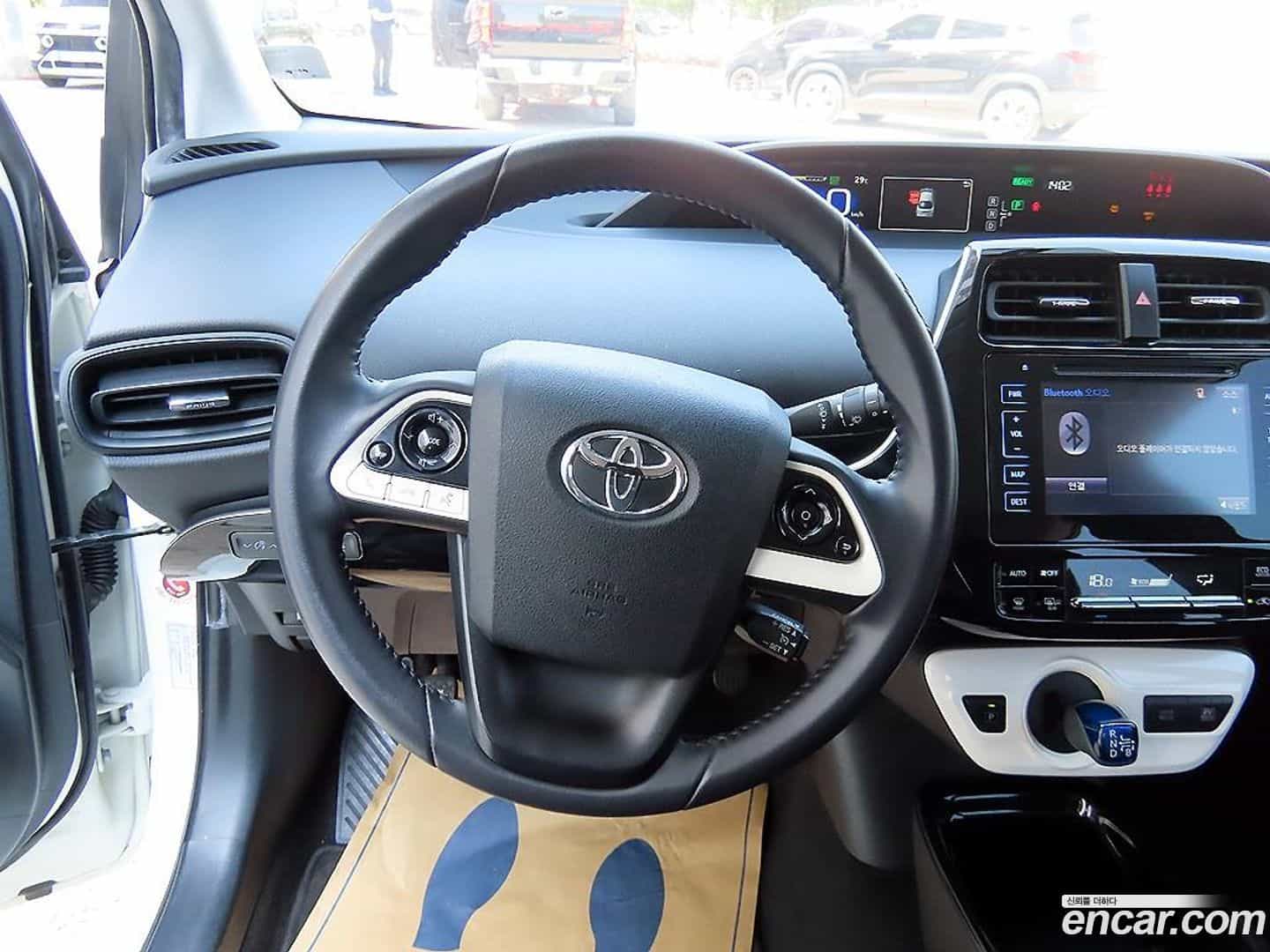 Prius Toyota 2018.6-INNER-008