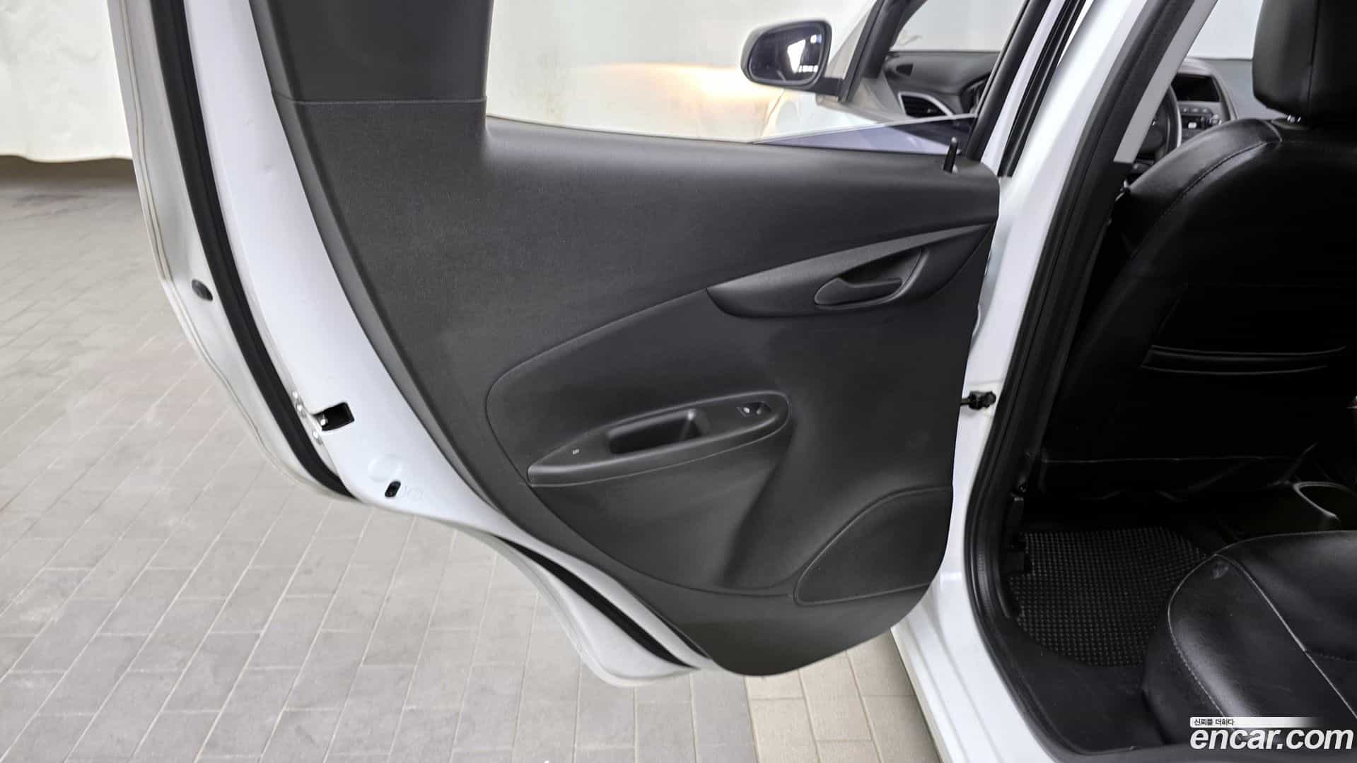 Spark Chevrolet 2018.11-INNER-035