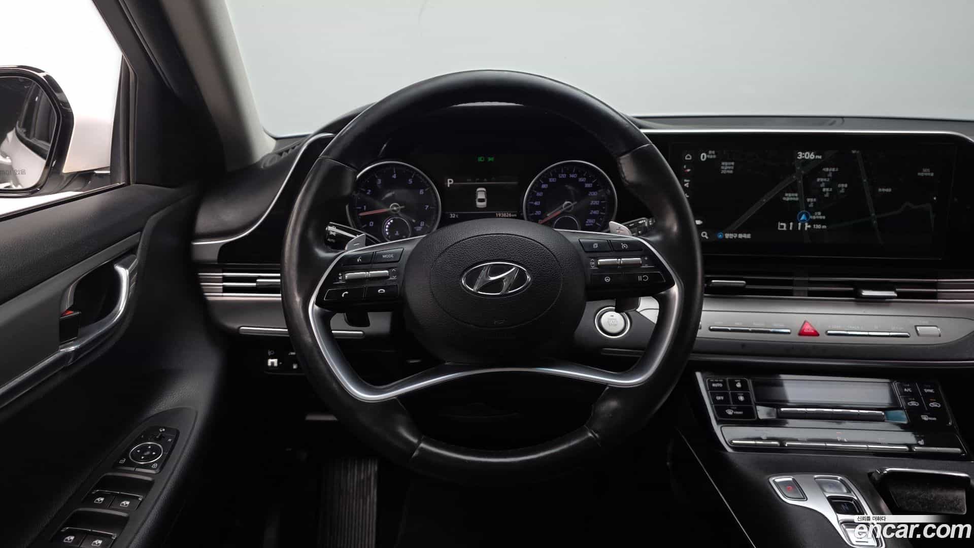 Grandeur Hyundai 2022.3-OPTION-017
