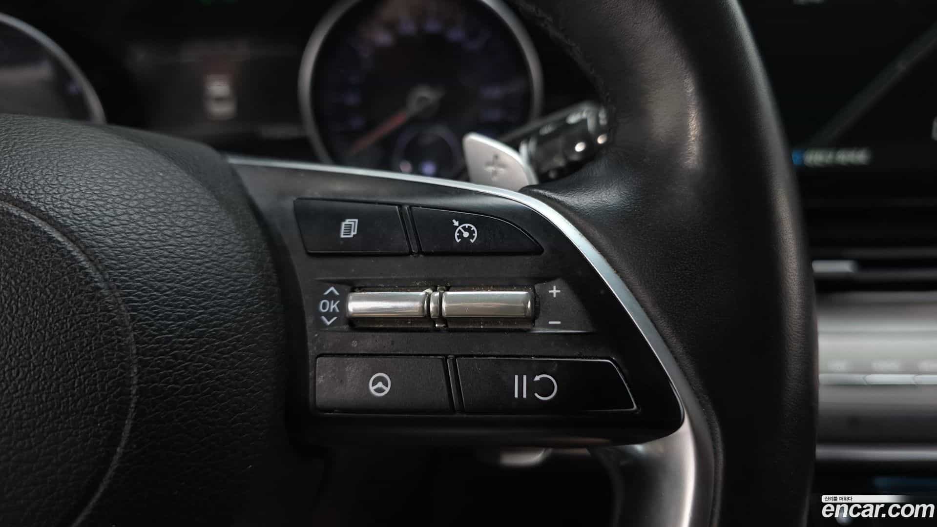 Grandeur Hyundai 2022.3-OPTION-018