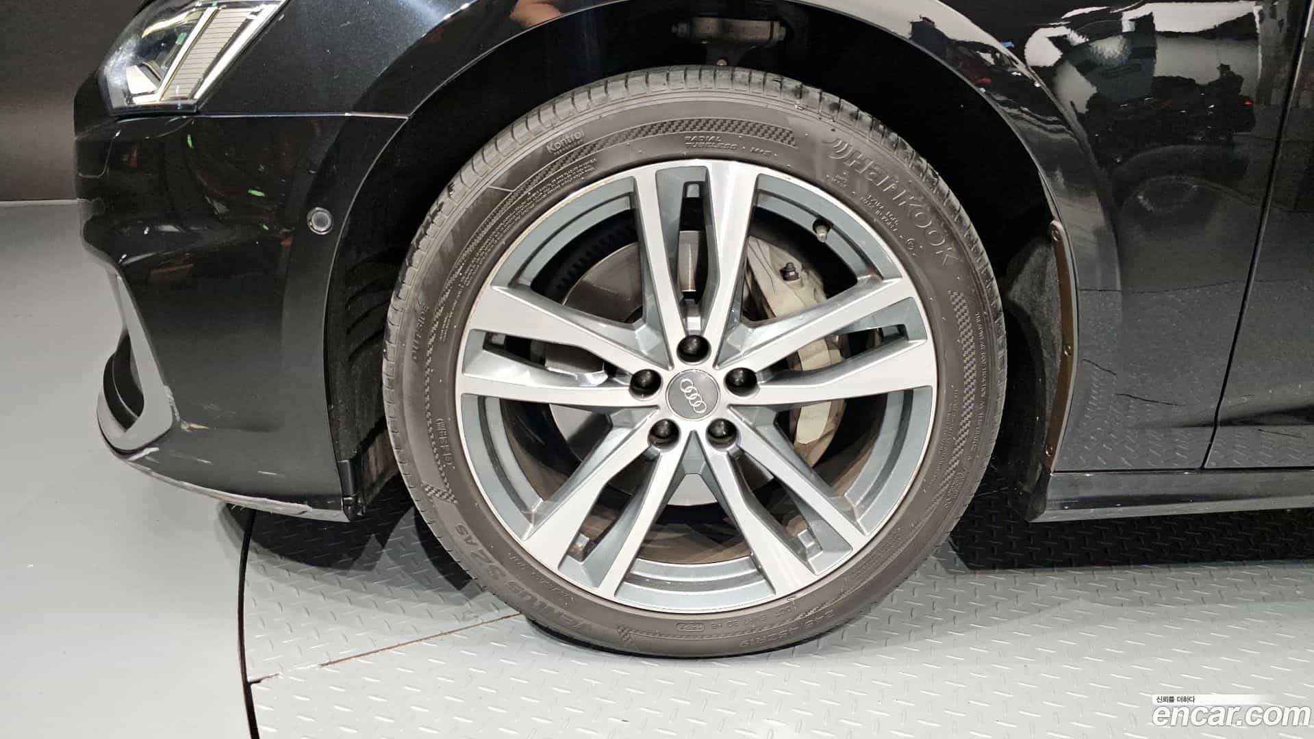 A6 Audi 2021.1-OUTER-005