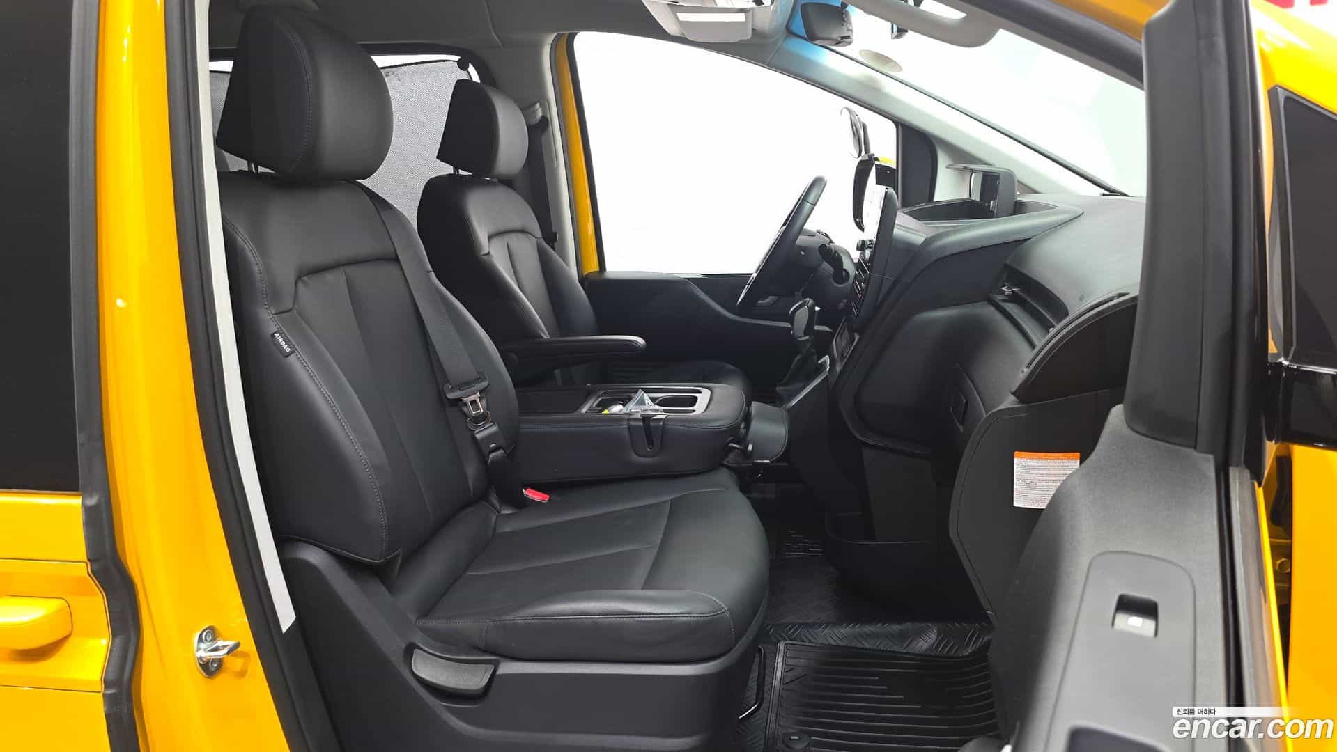 Staria Hyundai 2025.4-INNER-036