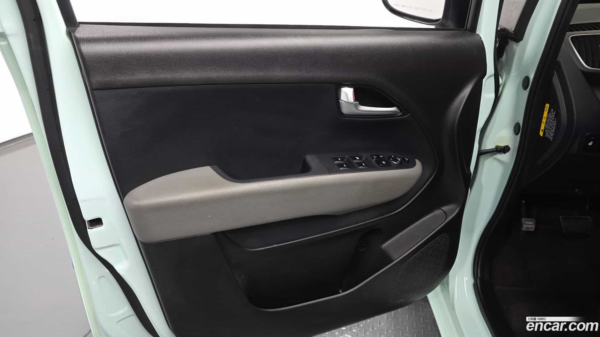 RAY Kia 2021.3-INNER-034
