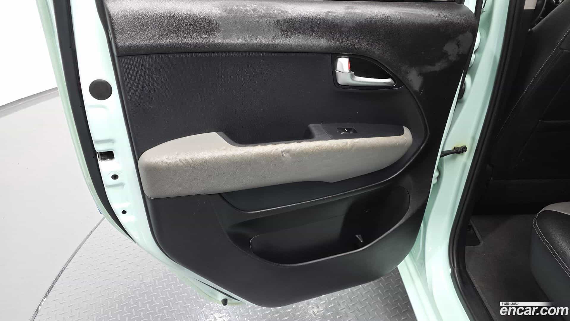 RAY Kia 2021.3-INNER-035