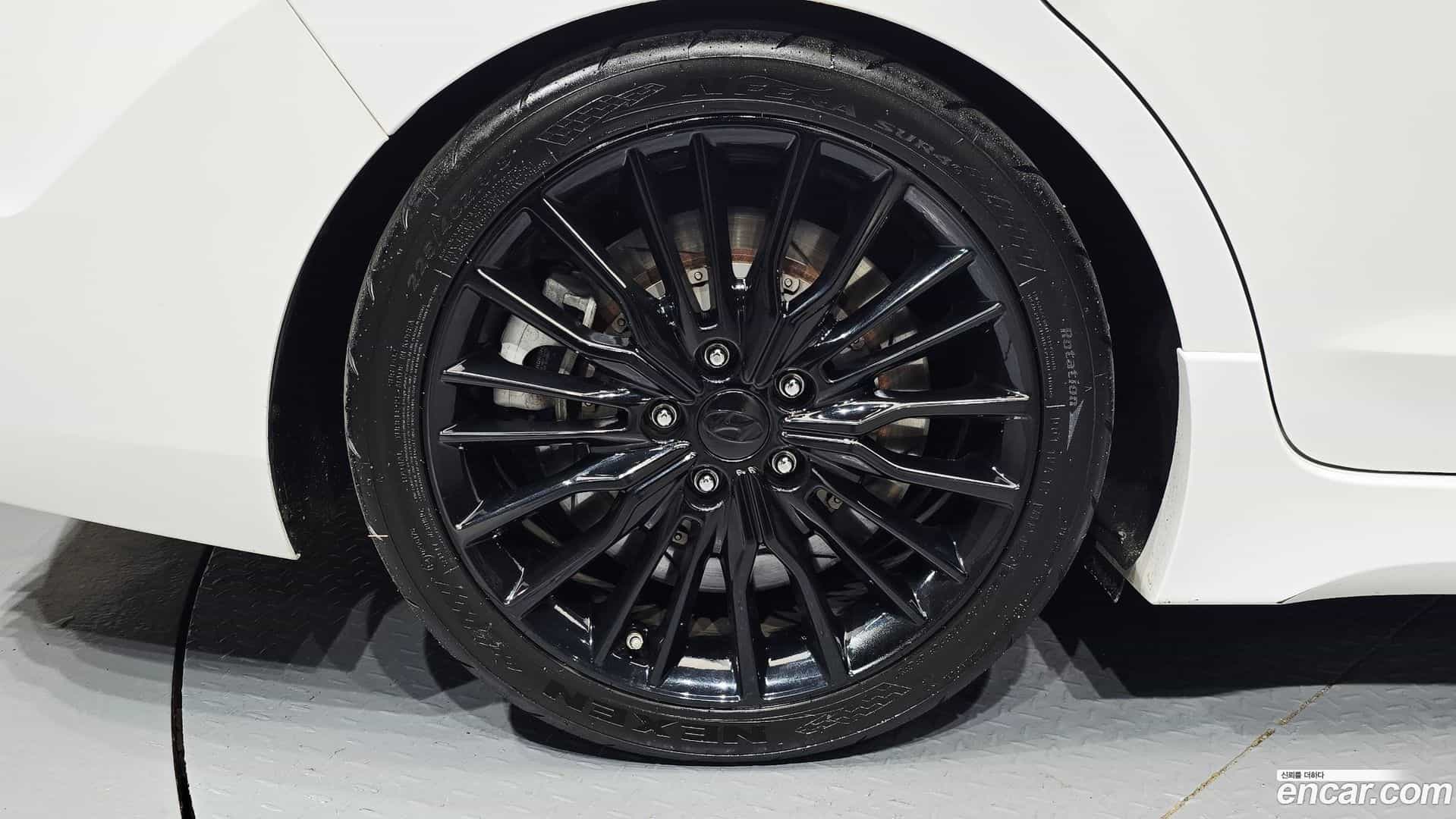 AVANTE Hyundai 2018.2-OUTER-005