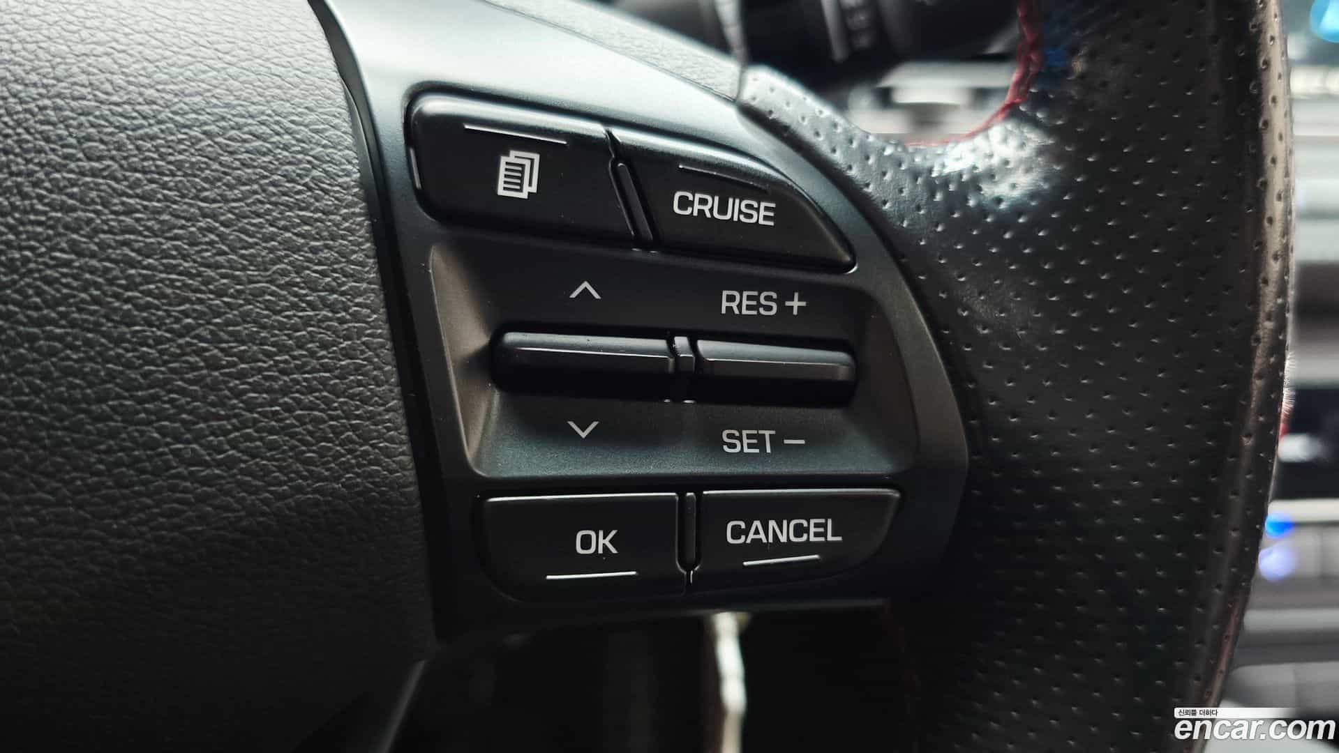 AVANTE Hyundai 2018.2-OPTION-022