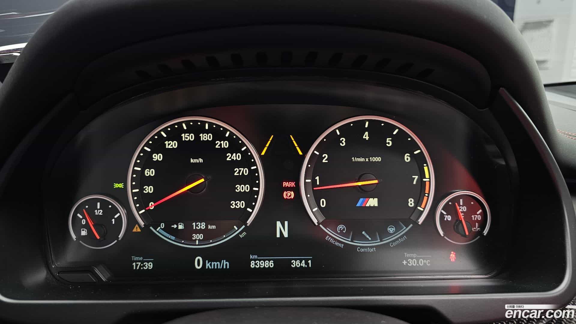 X5M BMW 2017.11-INNER-008