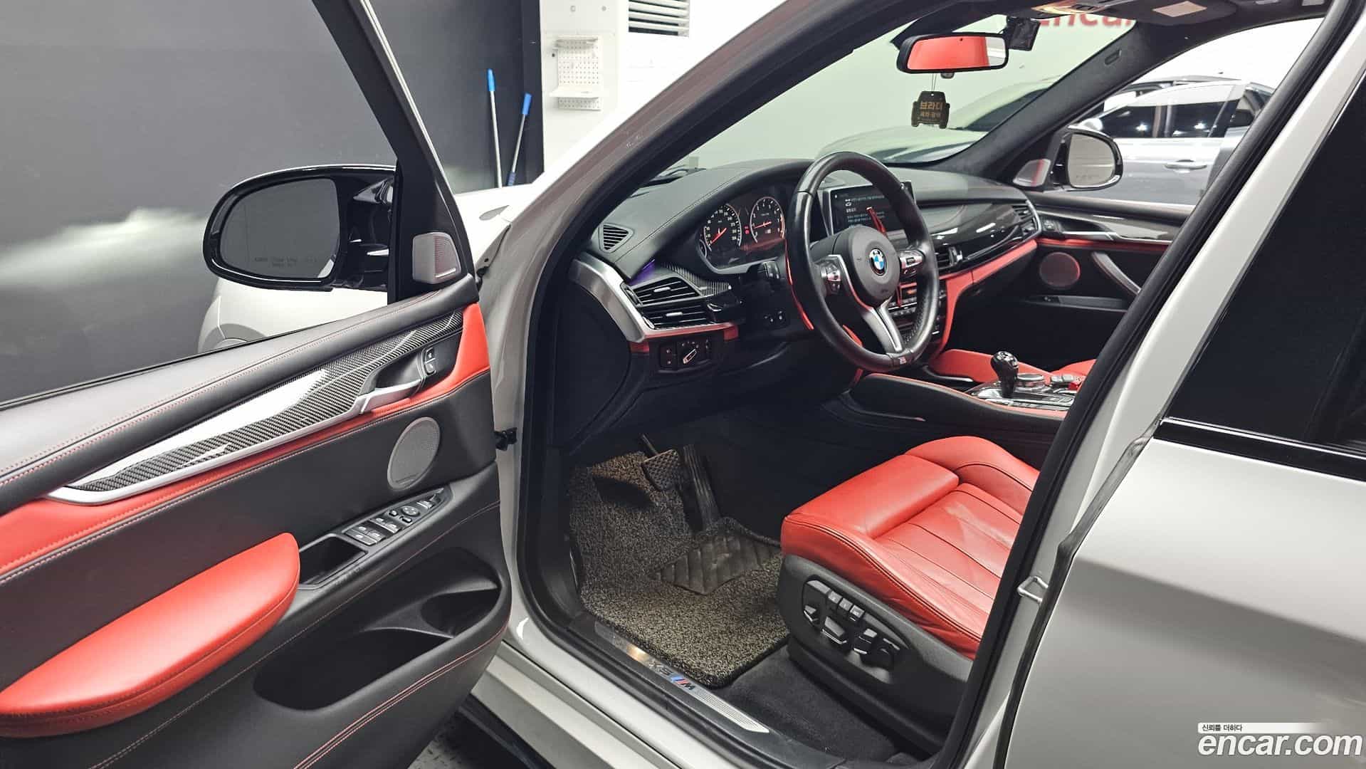 X5M BMW 2017.11-INNER-010