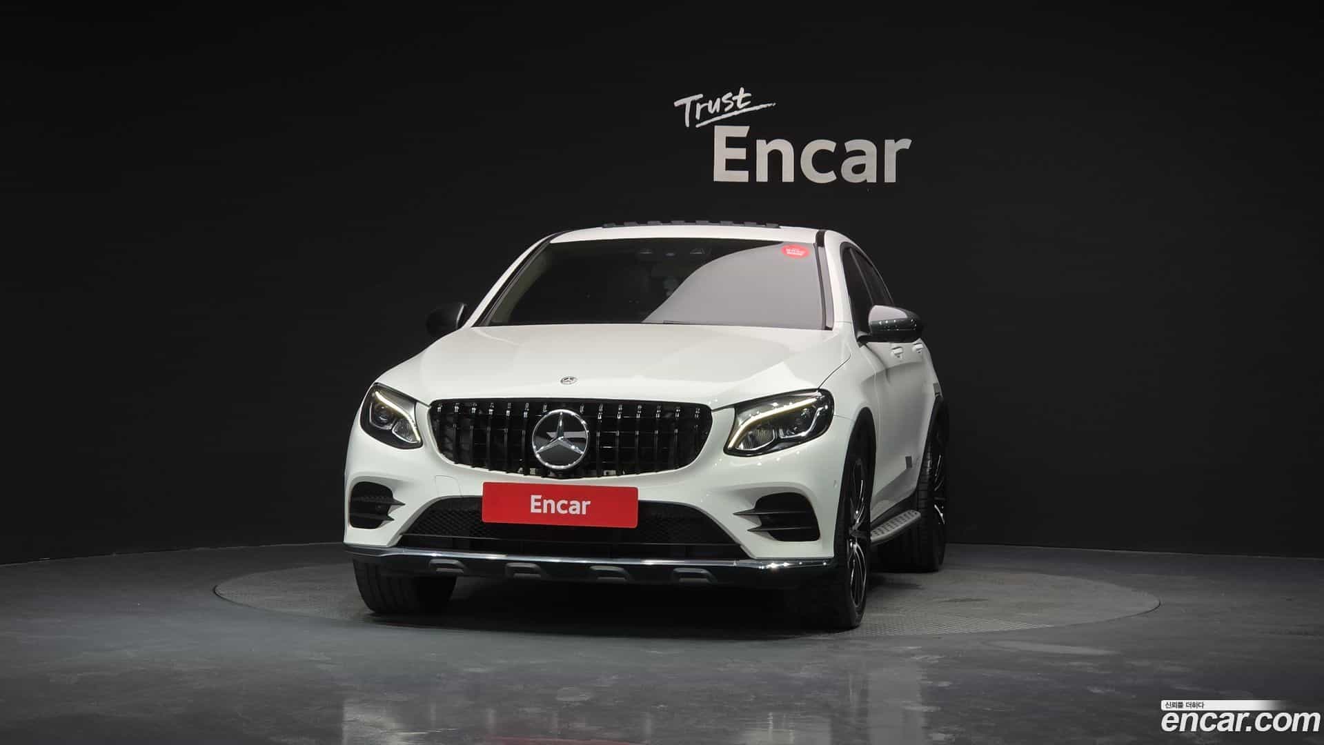 GLC-Class Mercedes-Benz 2017.11-OUTER-003
