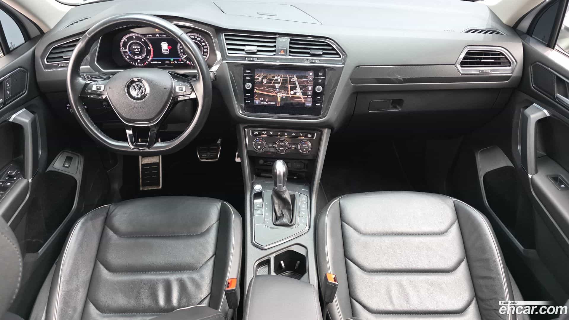 Tiguan Volkswagen 2018.10-INNER-007