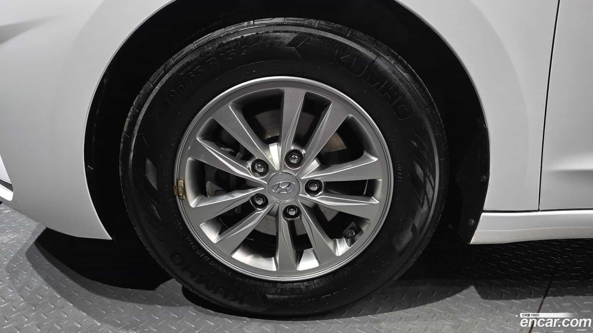 AVANTE Hyundai 2019.9-OUTER-005