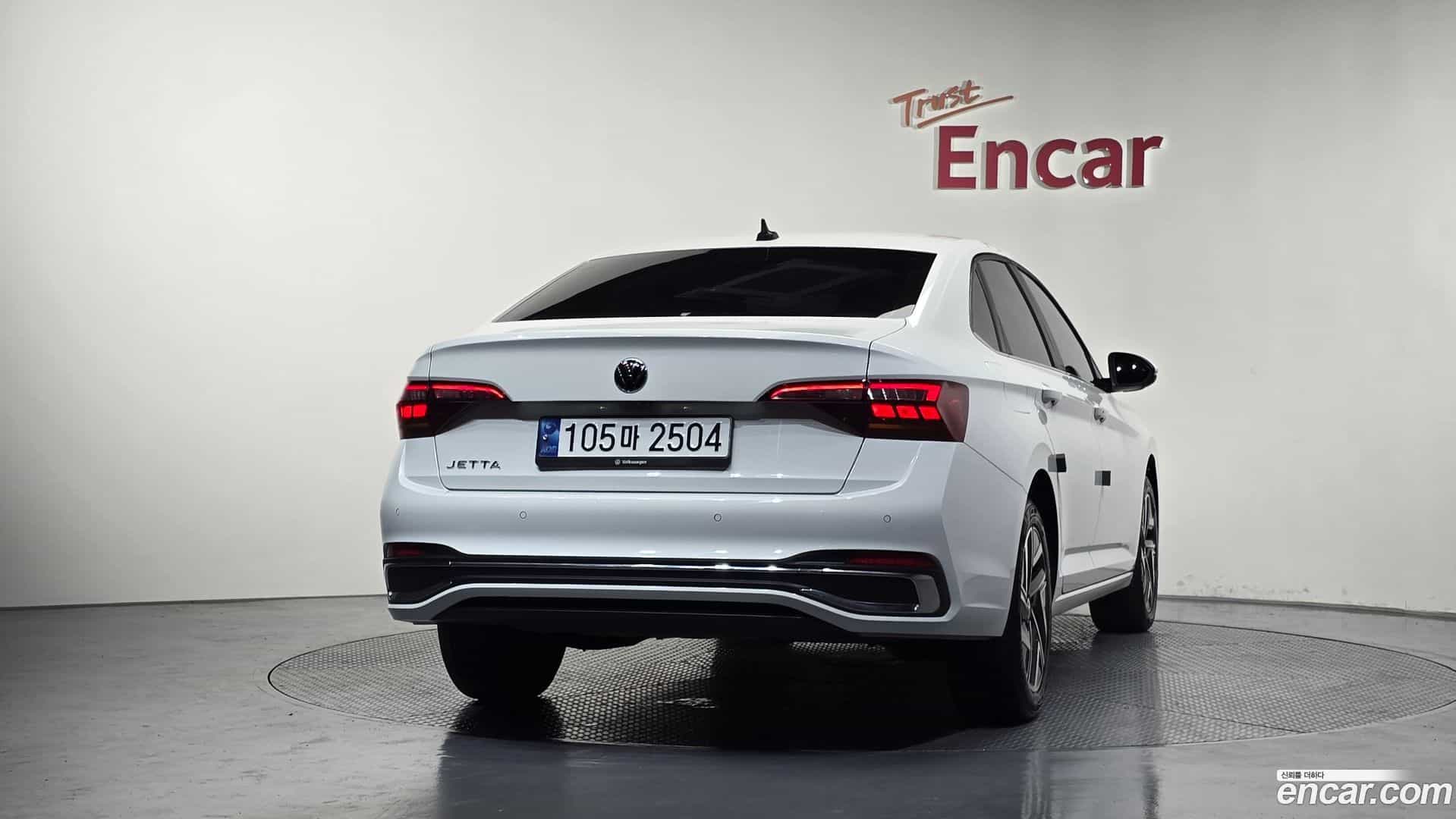 Jetta Volkswagen 2023.11-OUTER-004