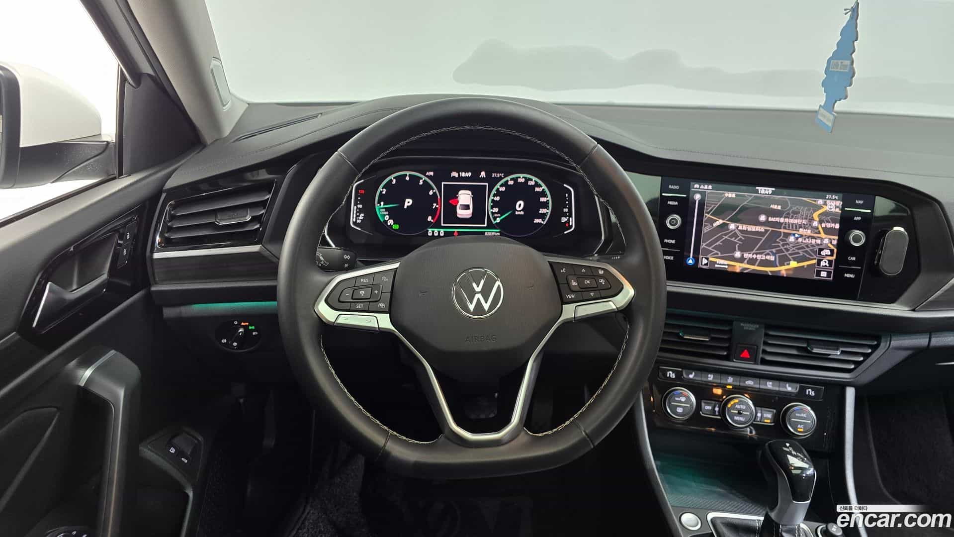Jetta Volkswagen 2023.11-OPTION-017