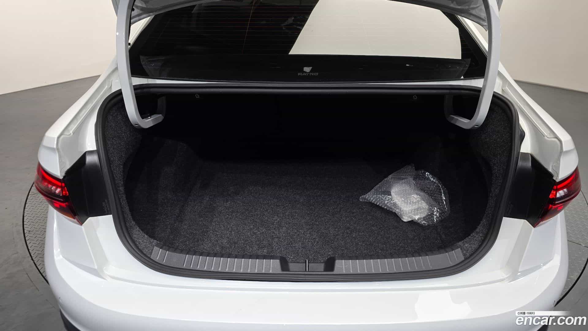 Jetta Volkswagen 2023.11-OPTION-021