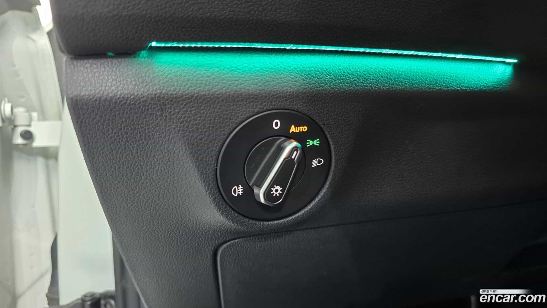 Jetta Volkswagen 2023.11-OPTION-023