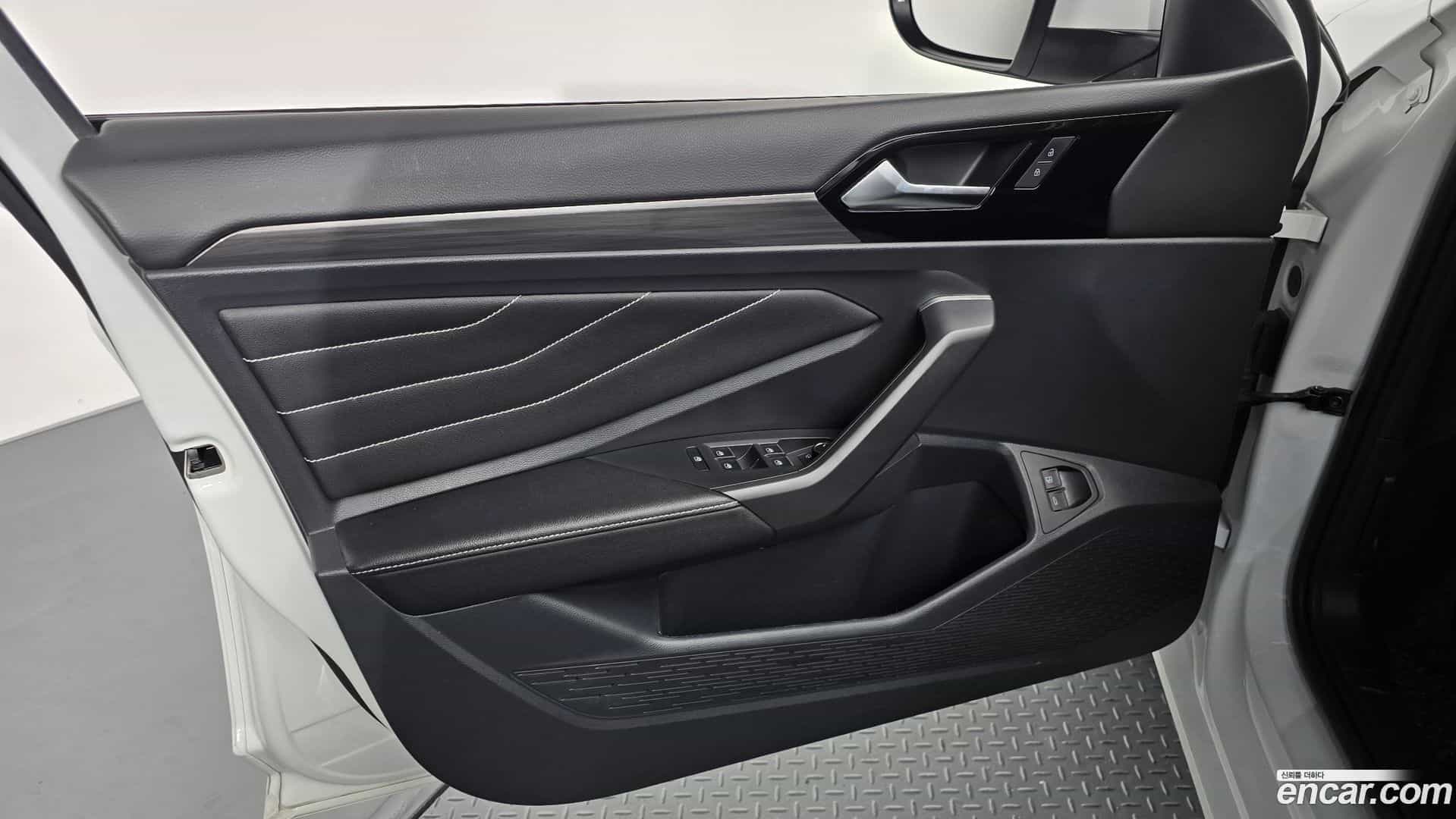 Jetta Volkswagen 2023.11-INNER-034