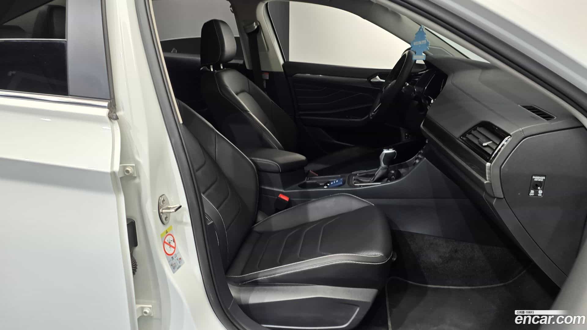 Jetta Volkswagen 2023.11-INNER-036