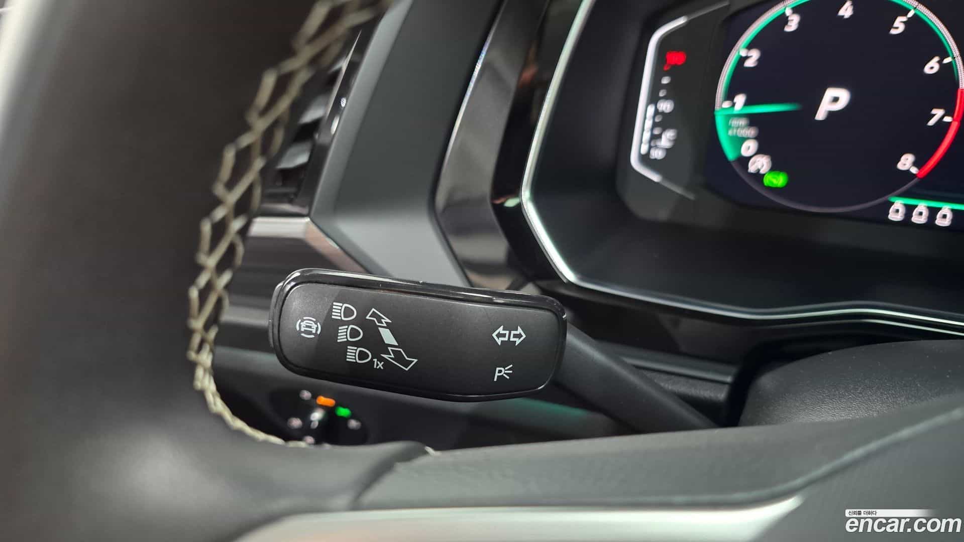 Jetta Volkswagen 2023.11-OPTION-040